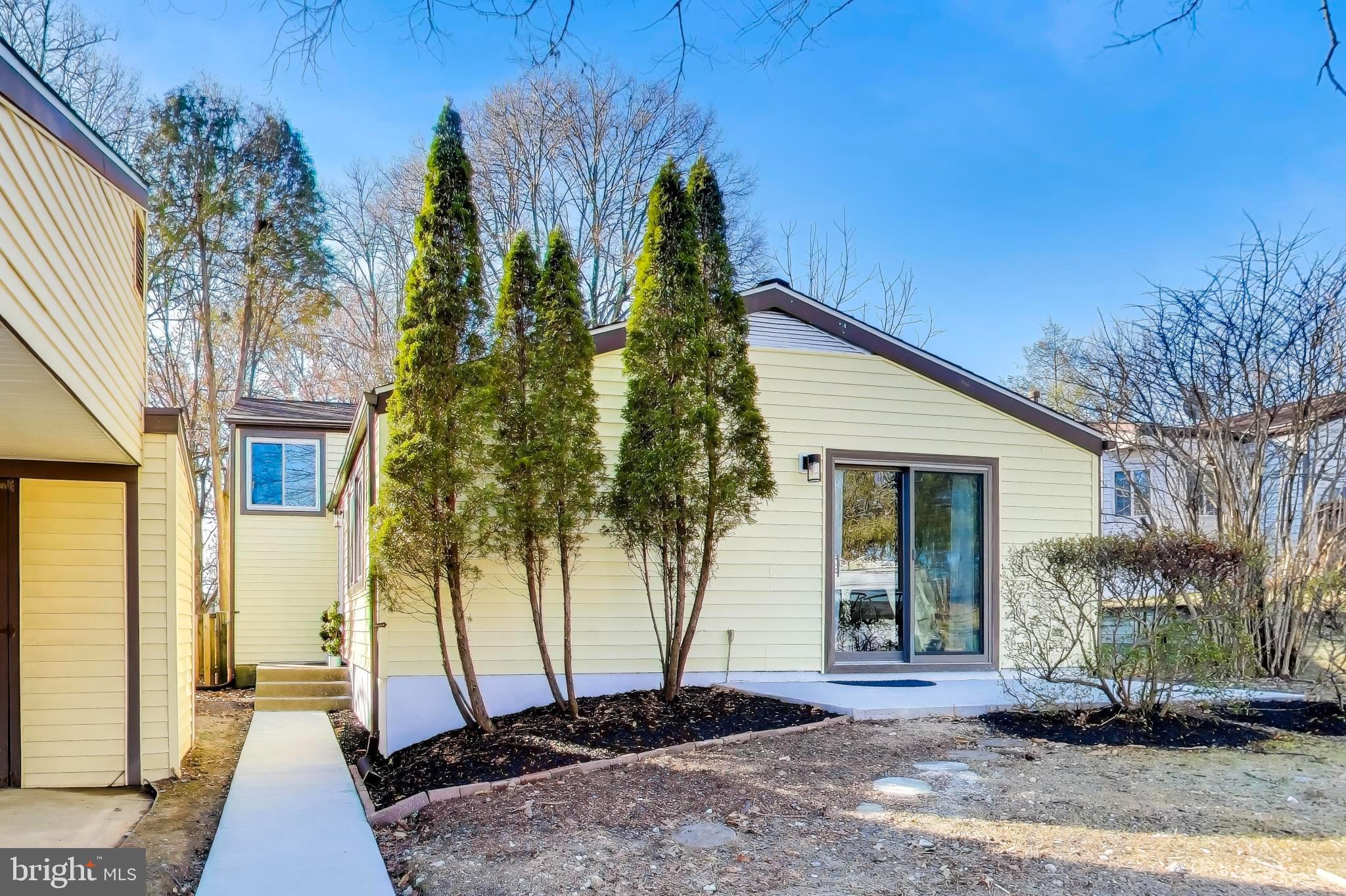 LONG REACH - Residential