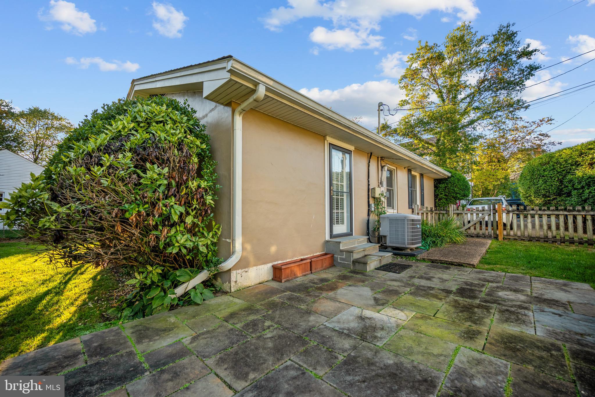 BRANDON VILLAGE - Land