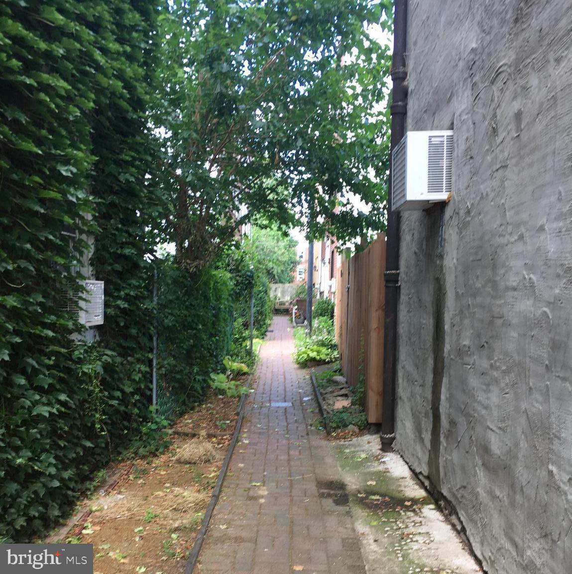 FISHTOWN - Residential Lease