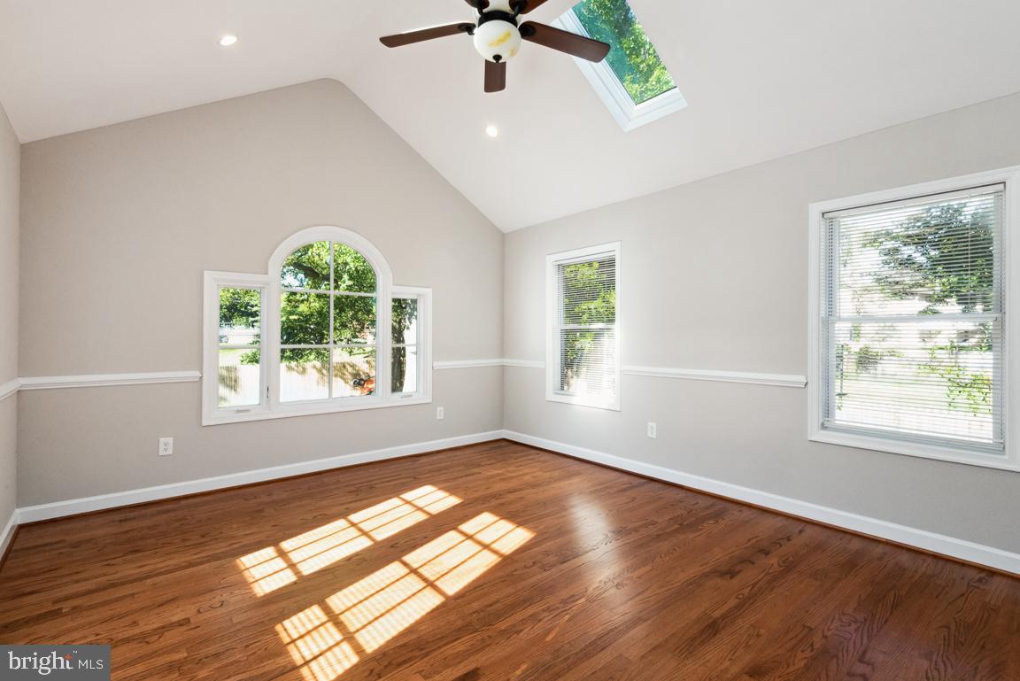 SNOW HILL MANOR - Residential