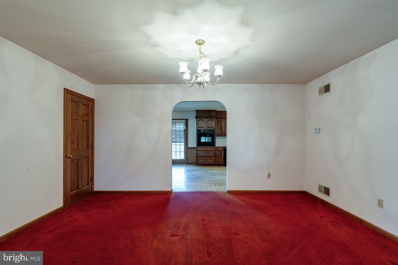 250 FROELICH AVENUE