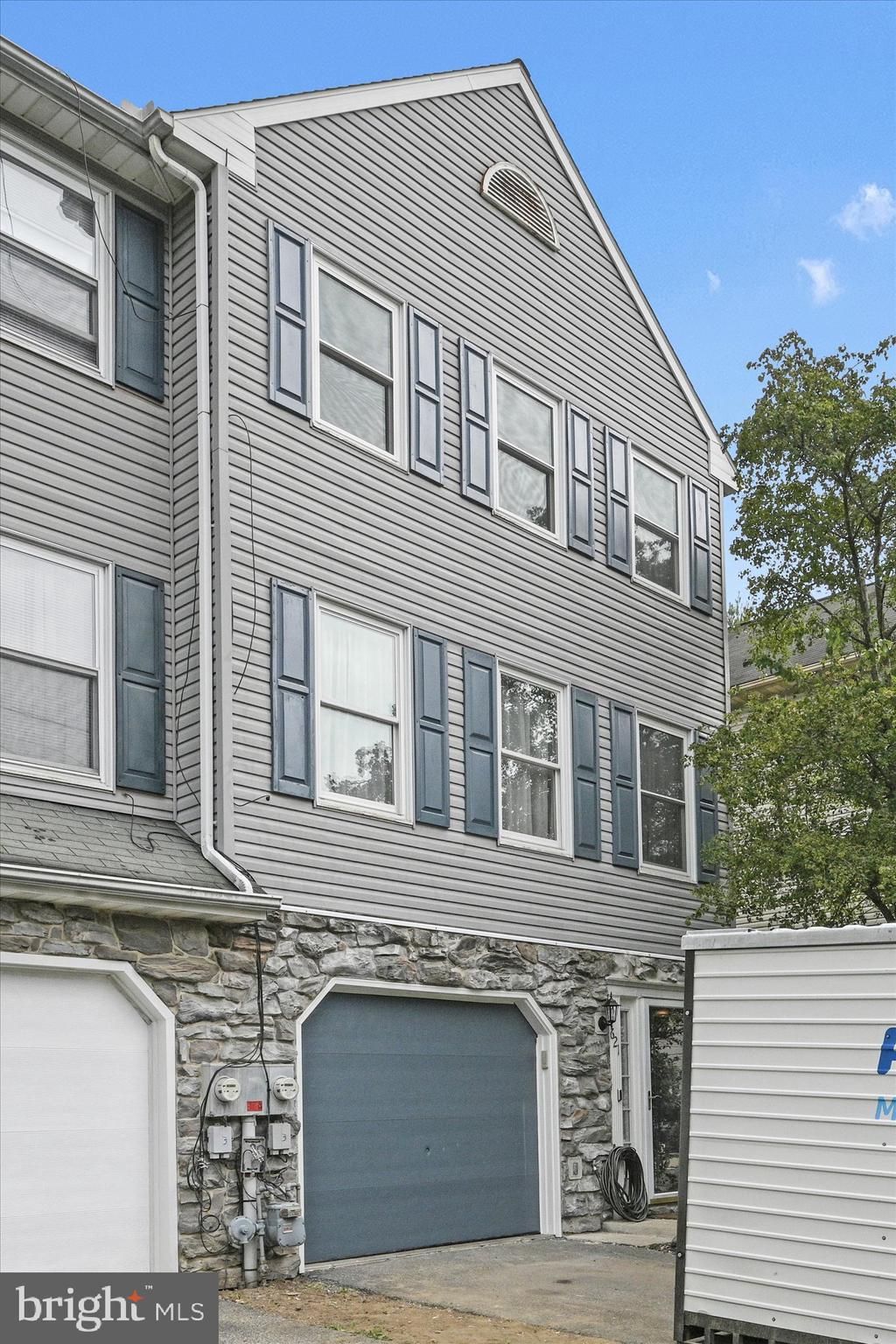 Photo of 621 EMERALD DR, LANCASTER, PA 17603 (MLS # PALA2039580)