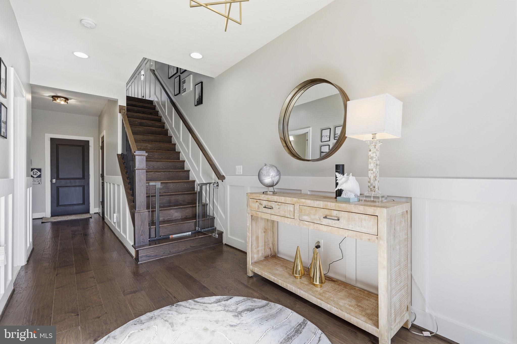 ONE LOUDOUN - Residential