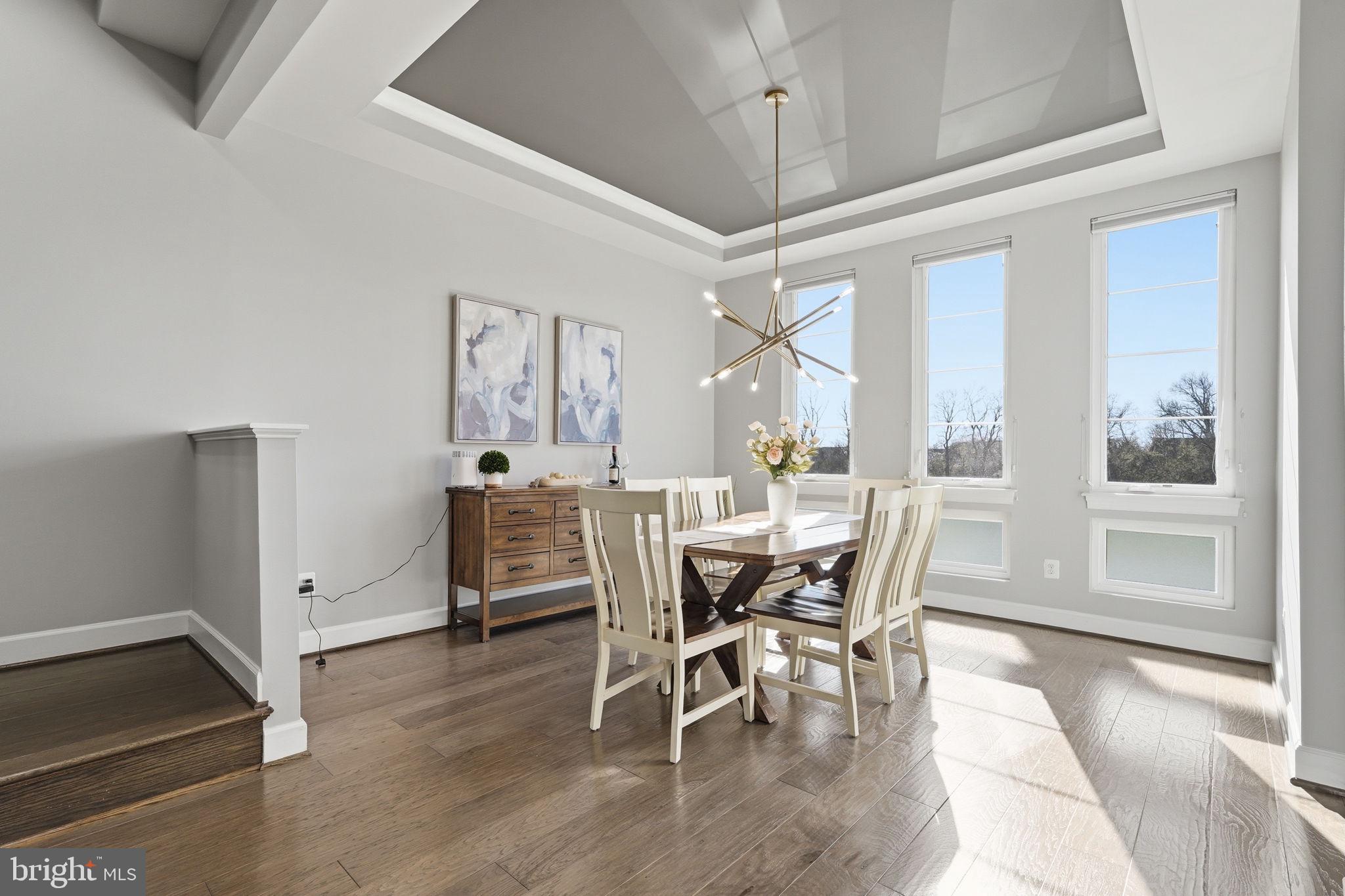 ONE LOUDOUN - Residential