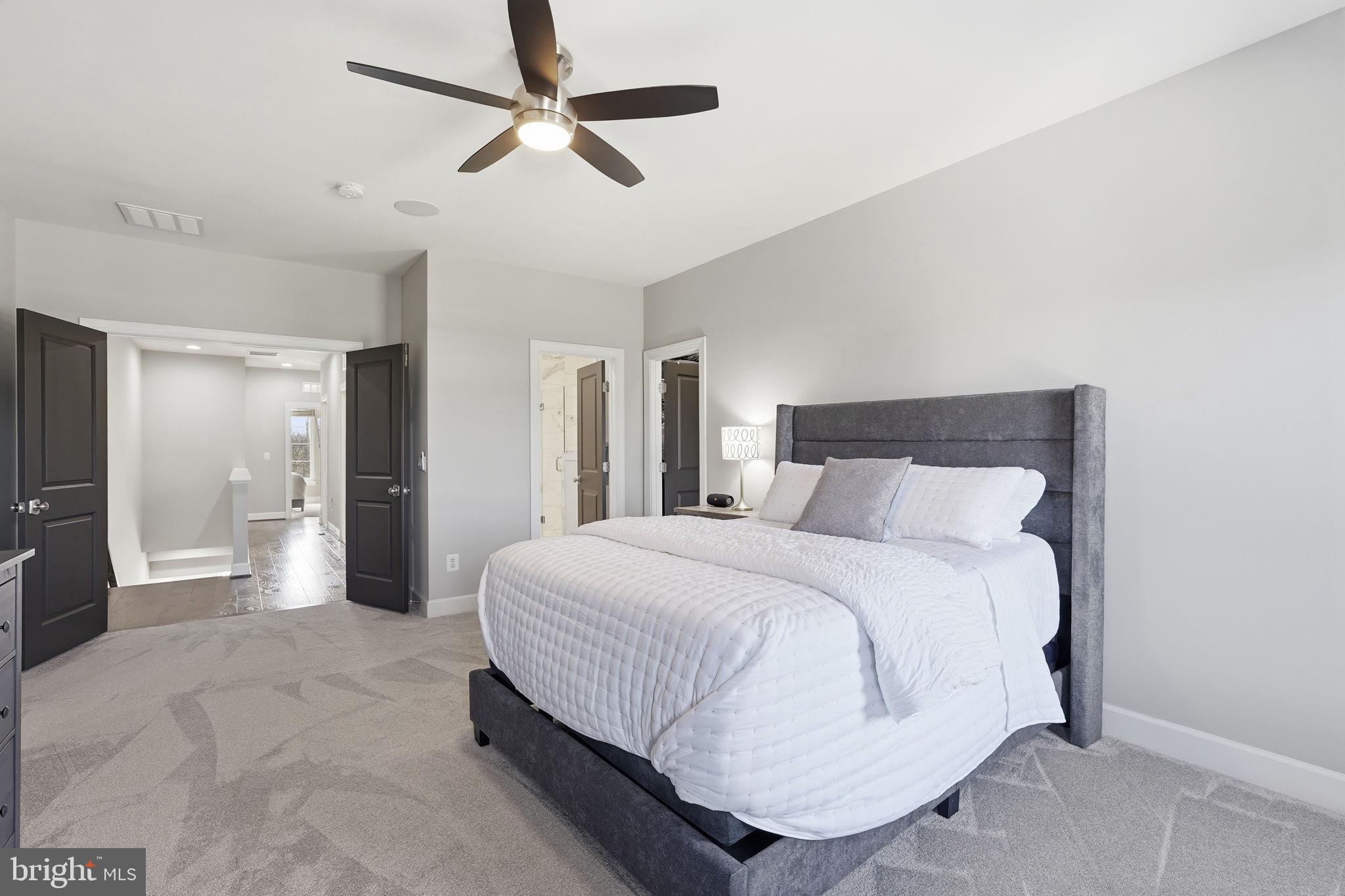 ONE LOUDOUN - Residential