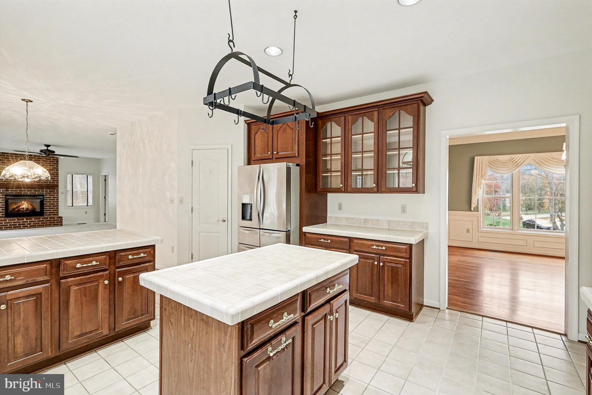 WOODBINE WOODS - Residential Lease