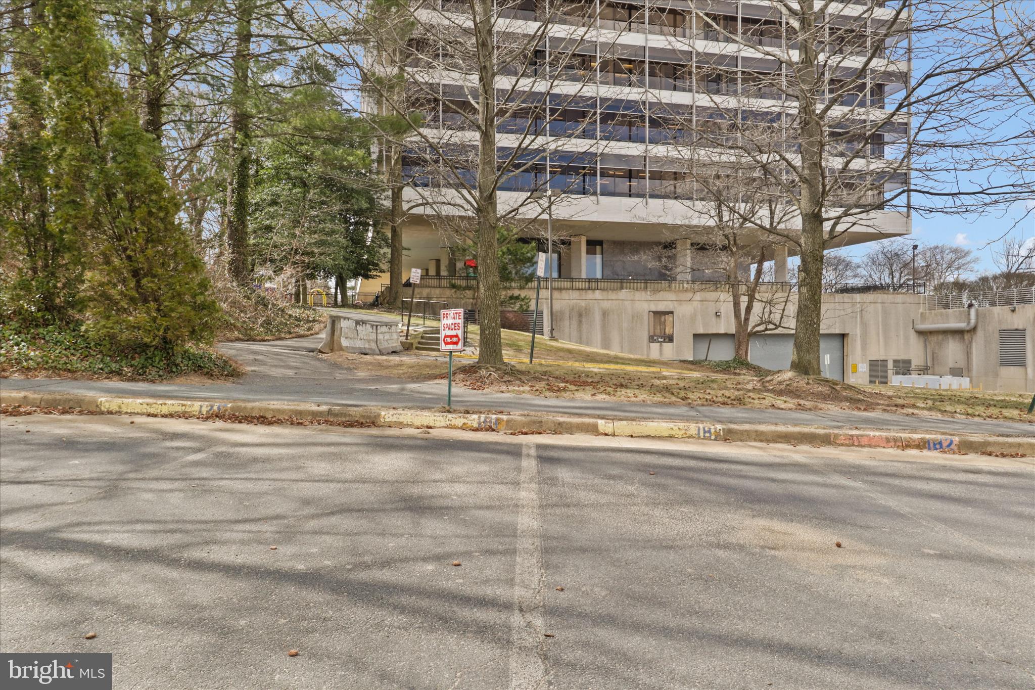 HIGH POINTE AT JEFFERSON - Residential