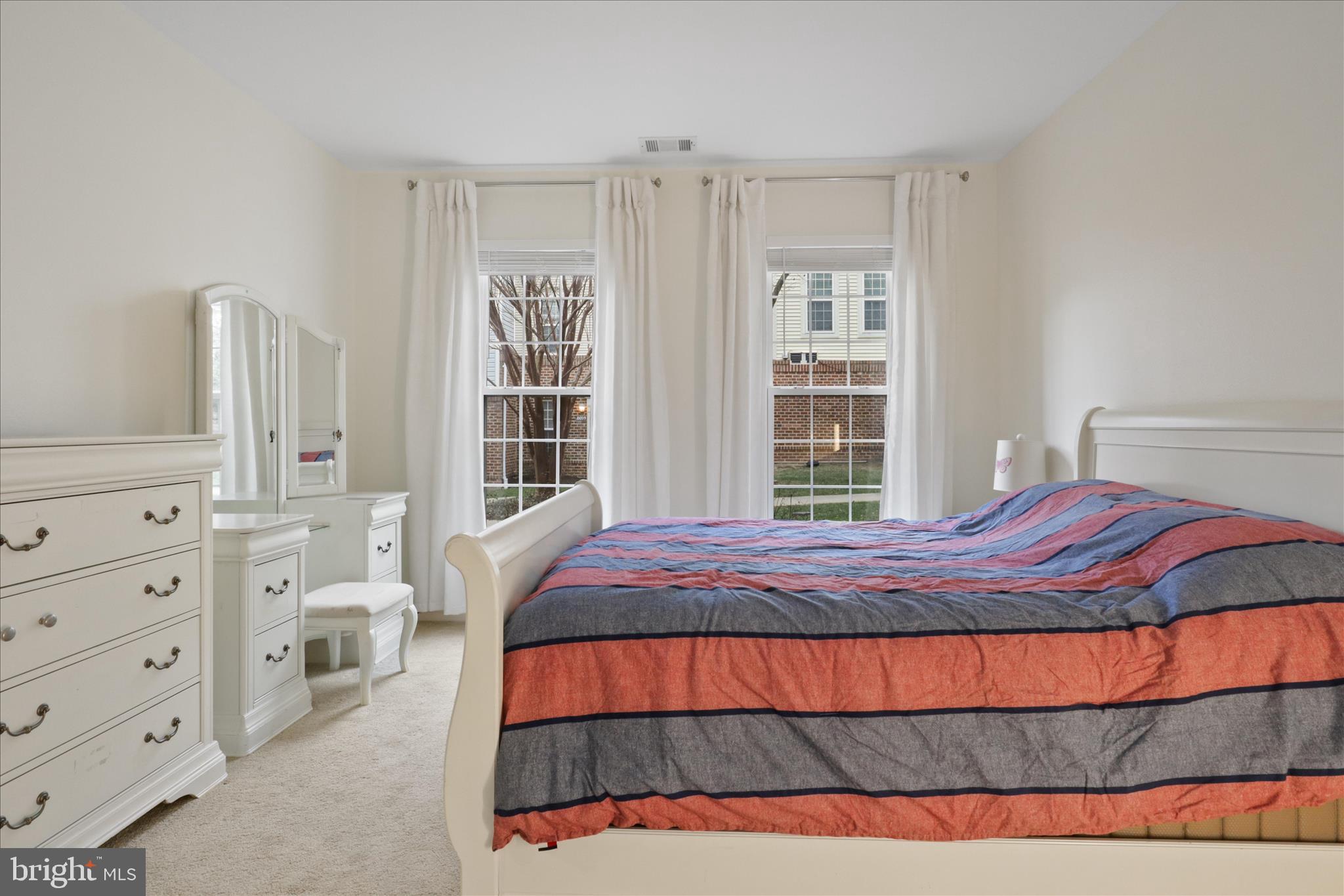 HIGH POINTE AT JEFFERSON - Residential