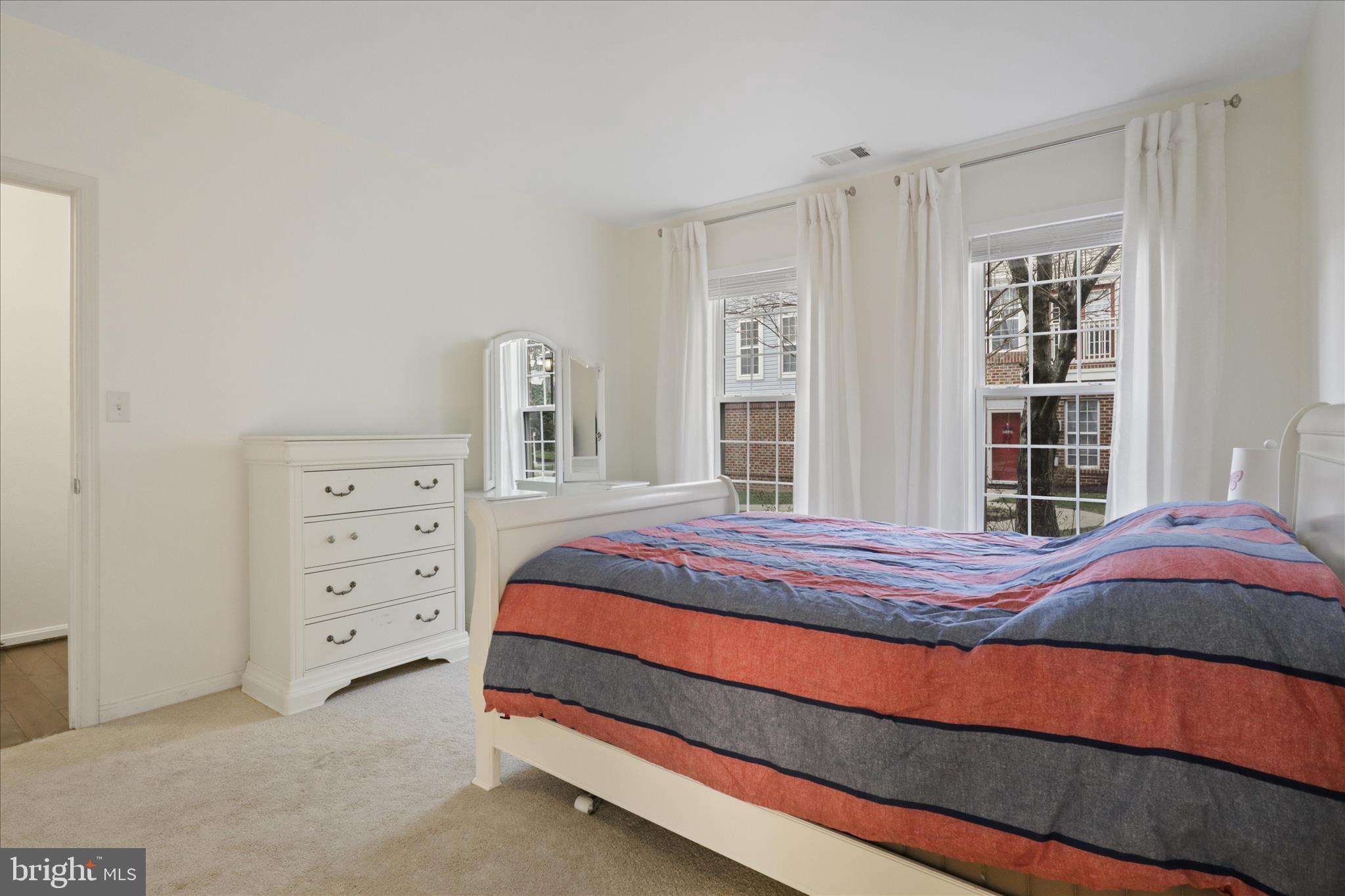 HIGH POINTE AT JEFFERSON - Residential