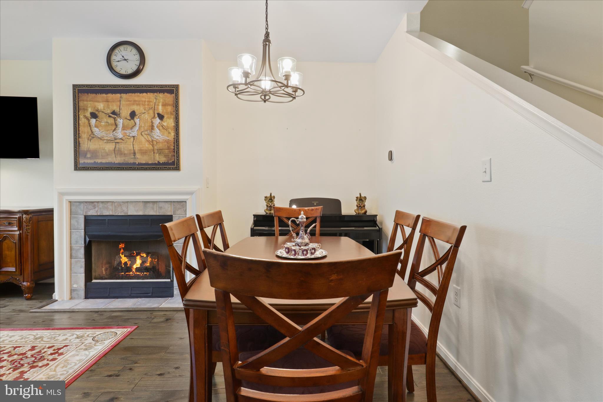 HIGH POINTE AT JEFFERSON - Residential