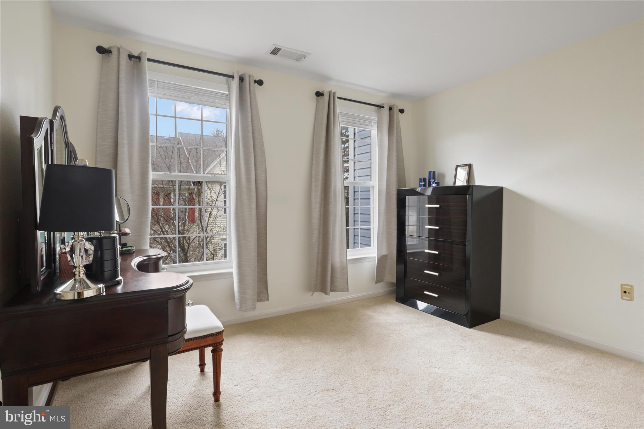 HIGH POINTE AT JEFFERSON - Residential