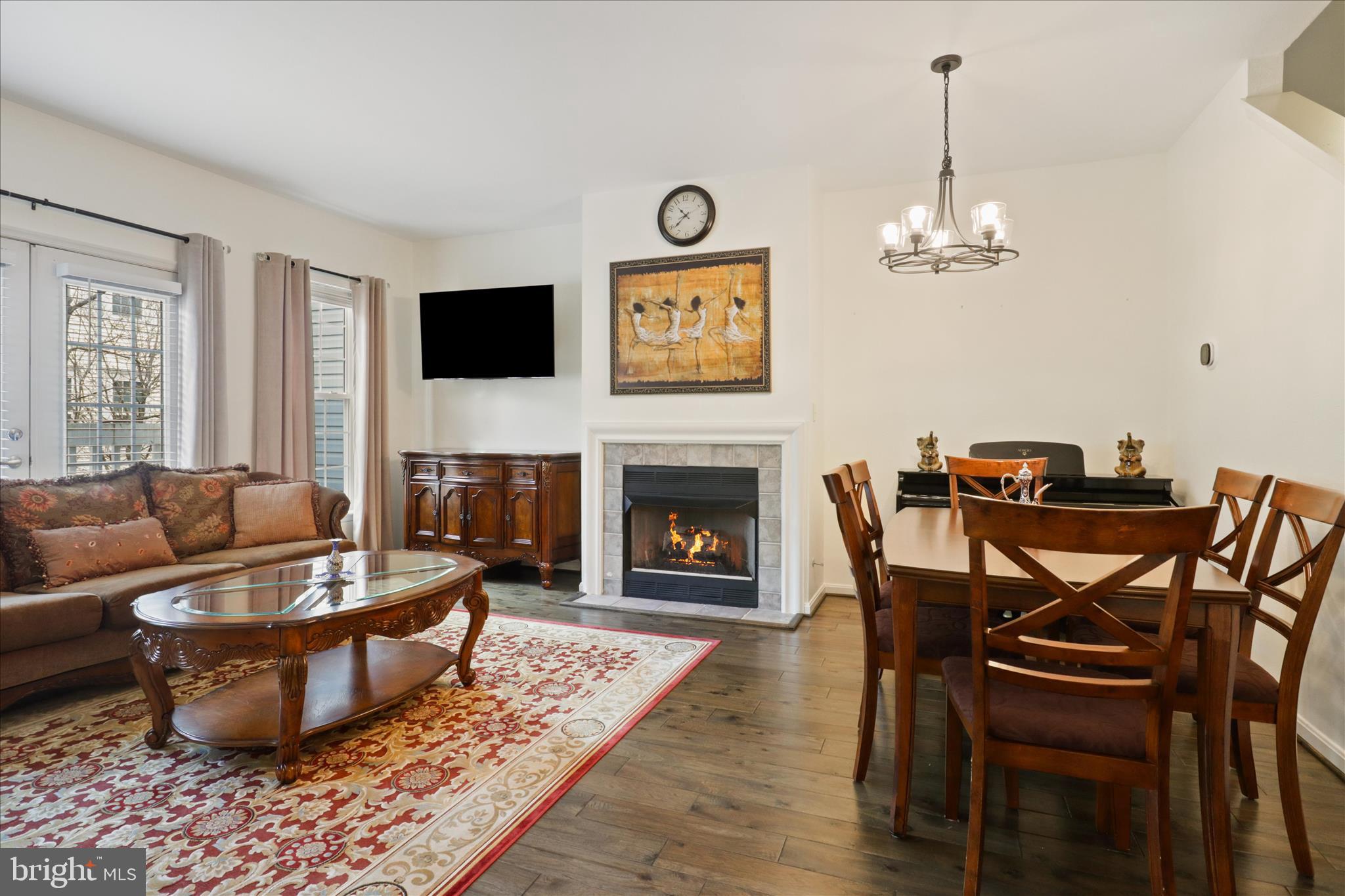 HIGH POINTE AT JEFFERSON - Residential