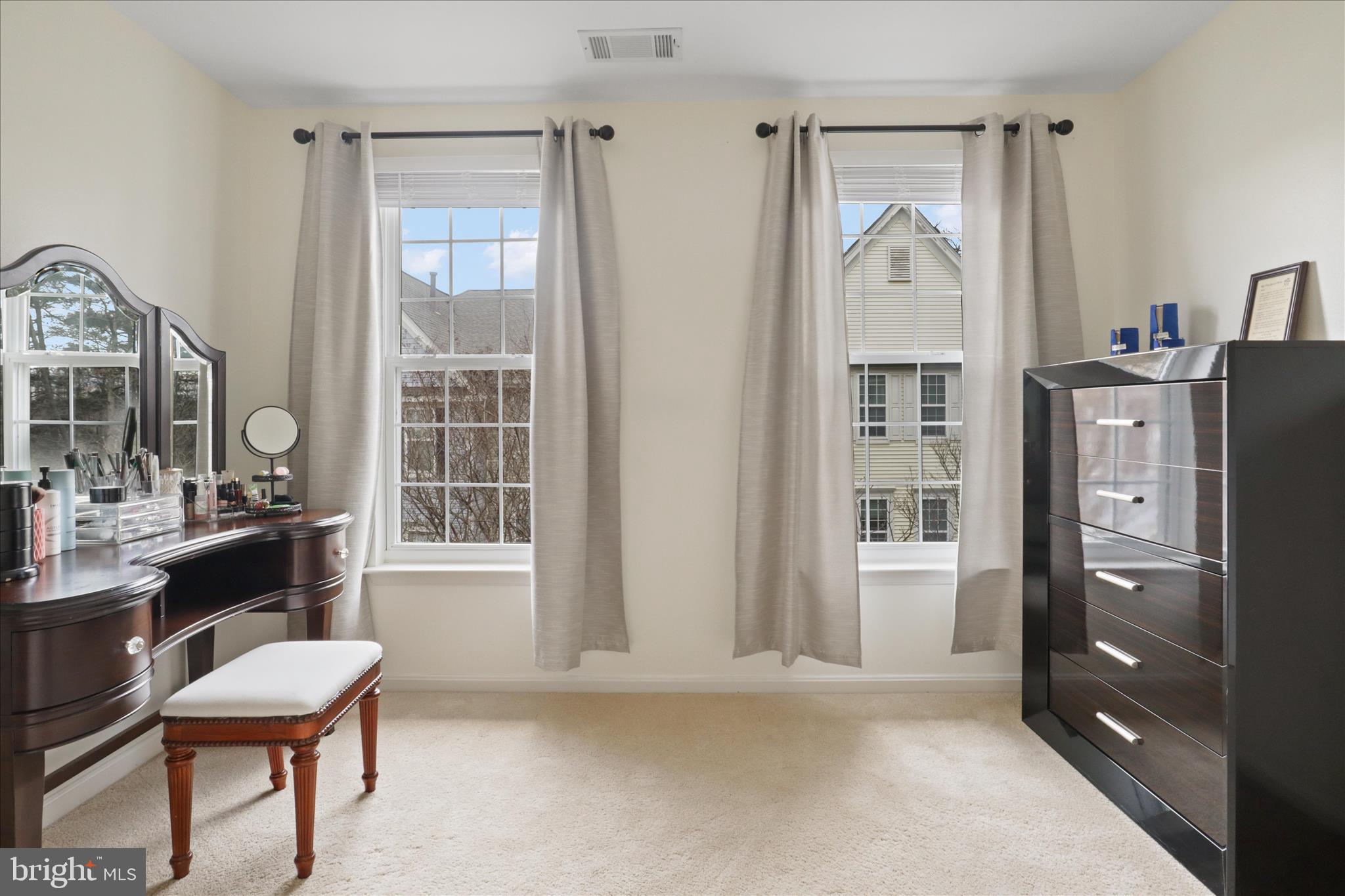 HIGH POINTE AT JEFFERSON - Residential