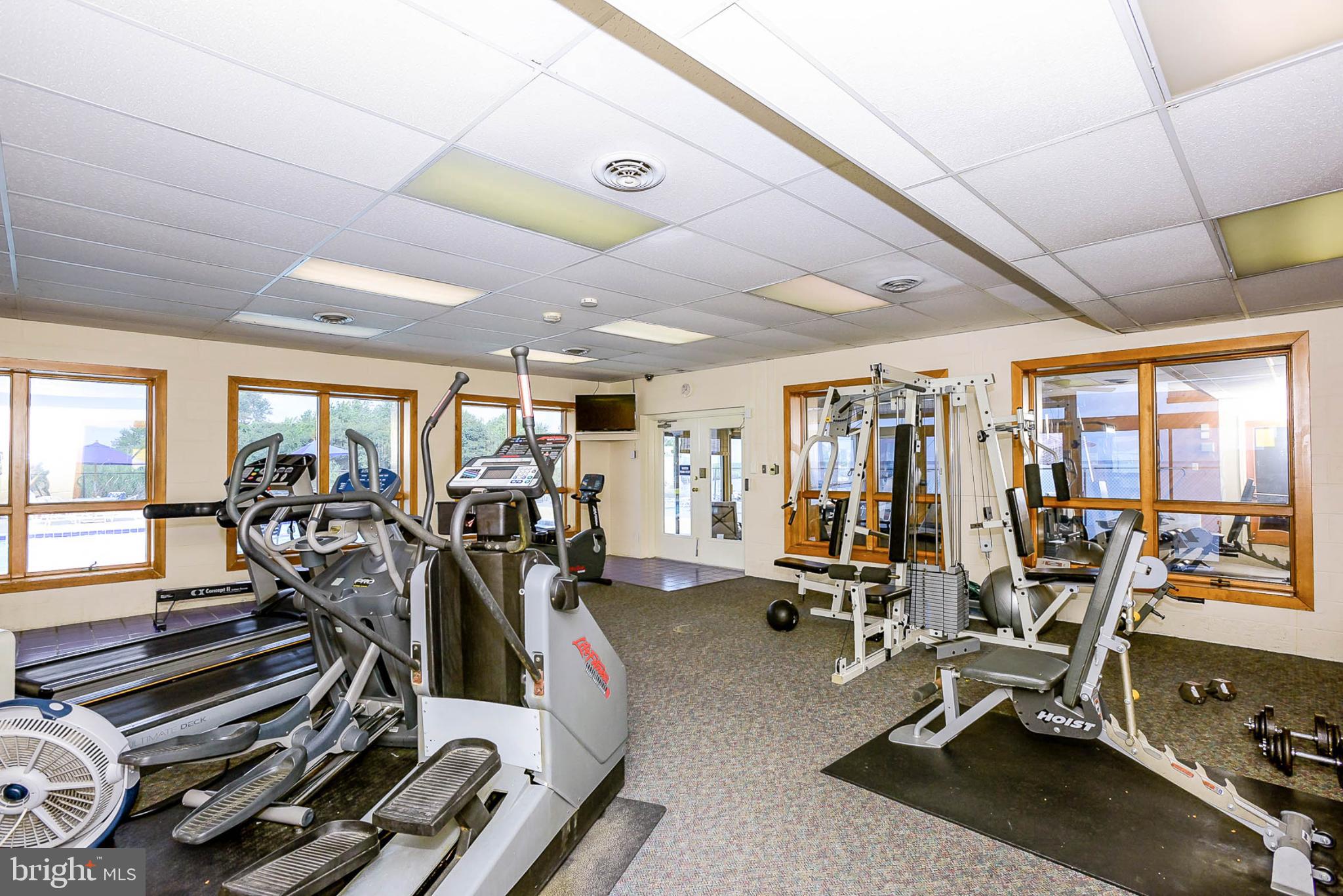 QUEENS LANDING - Residential