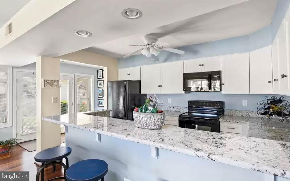 27 QUEEN MARY COURT F