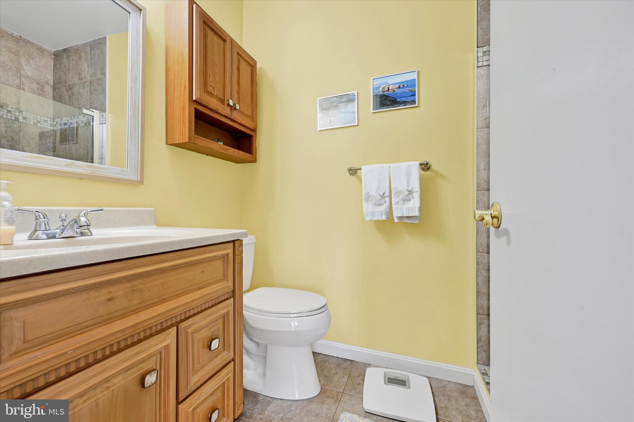 QUEENS LANDING - Residential