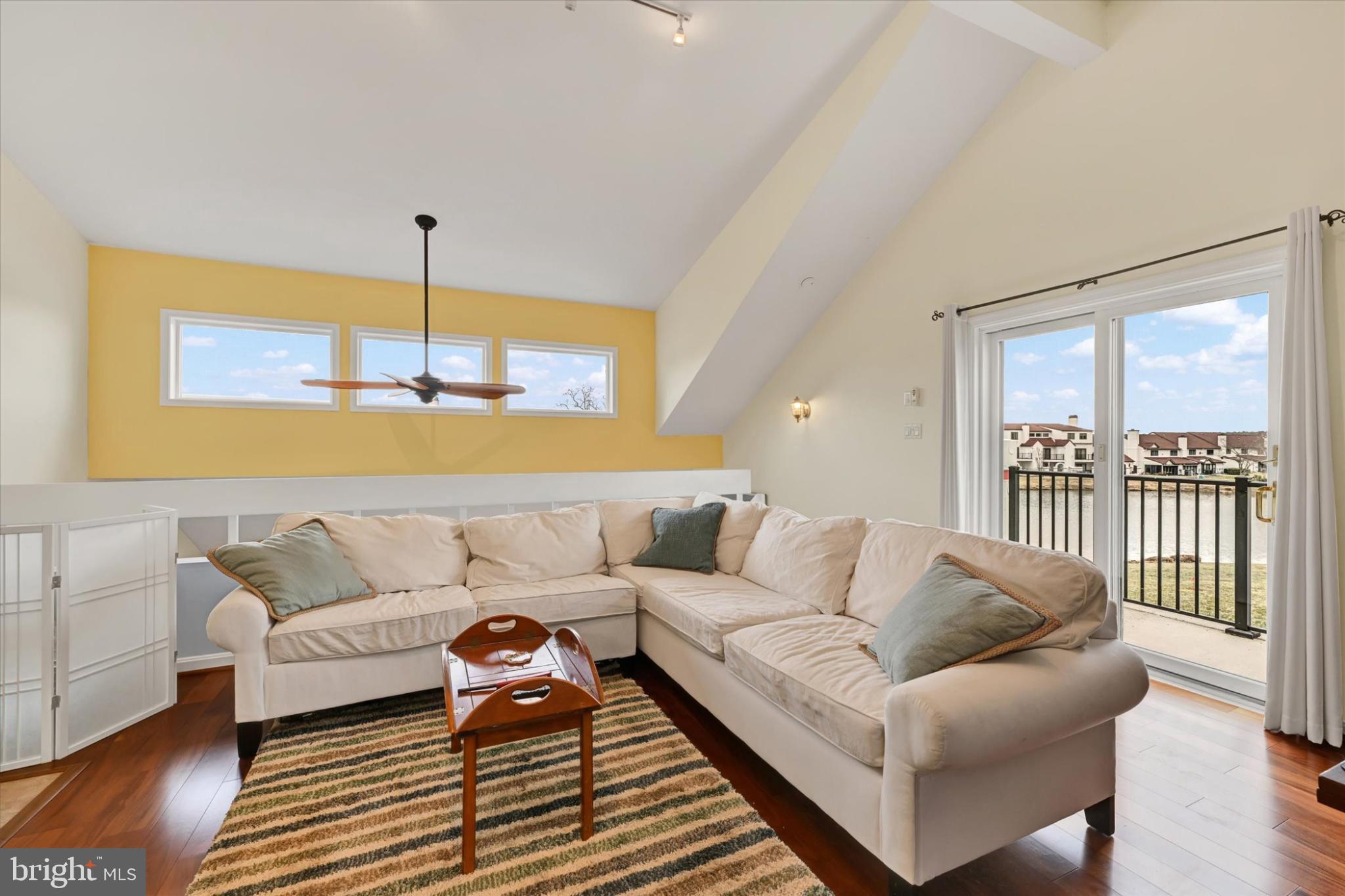 QUEENS LANDING - Residential