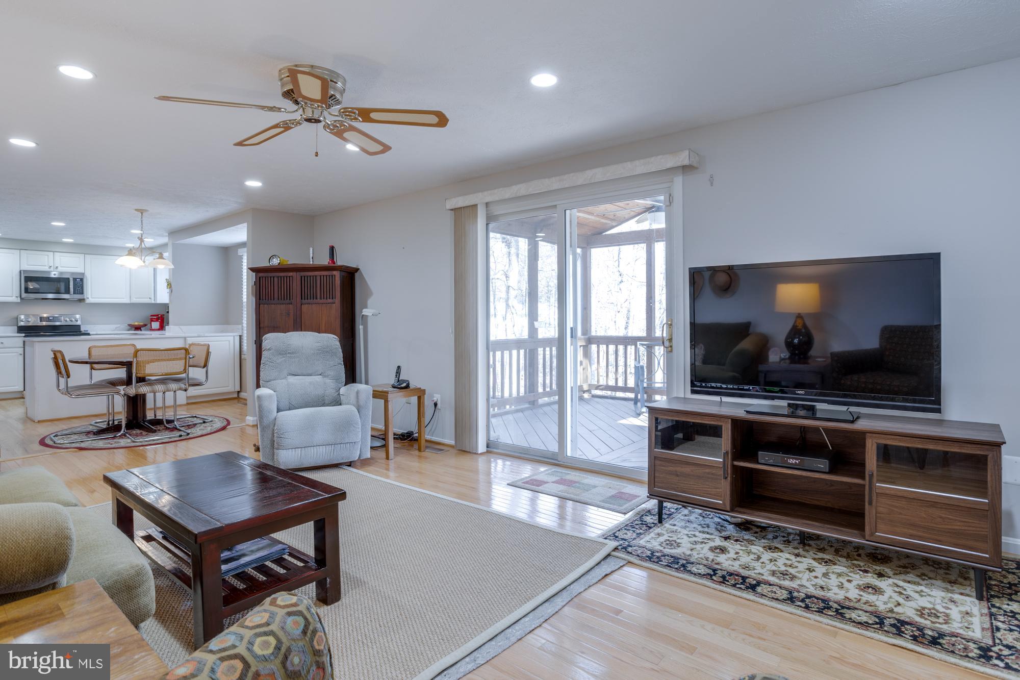 BURKE CENTRE - Residential