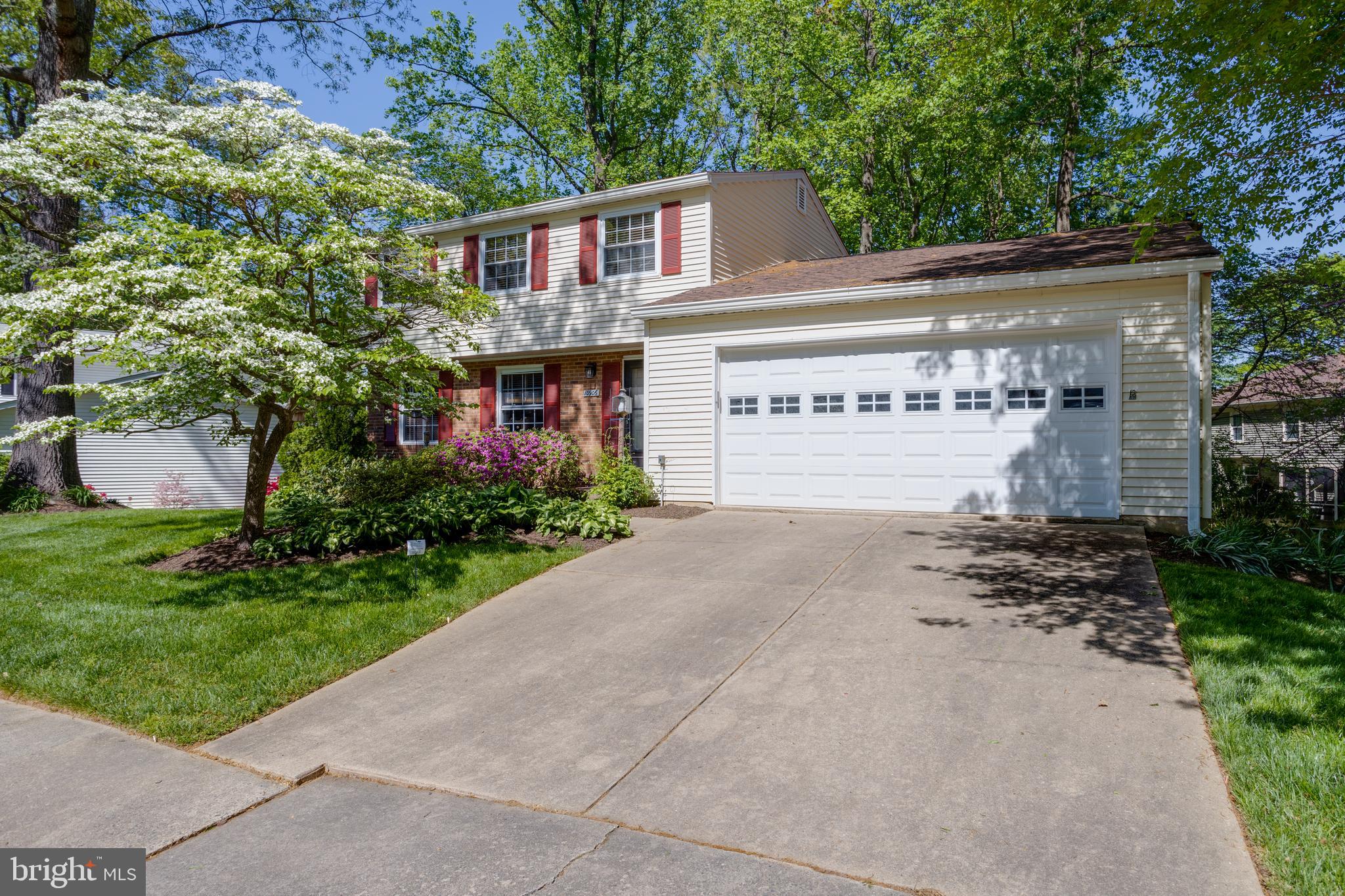 BURKE CENTRE - Residential