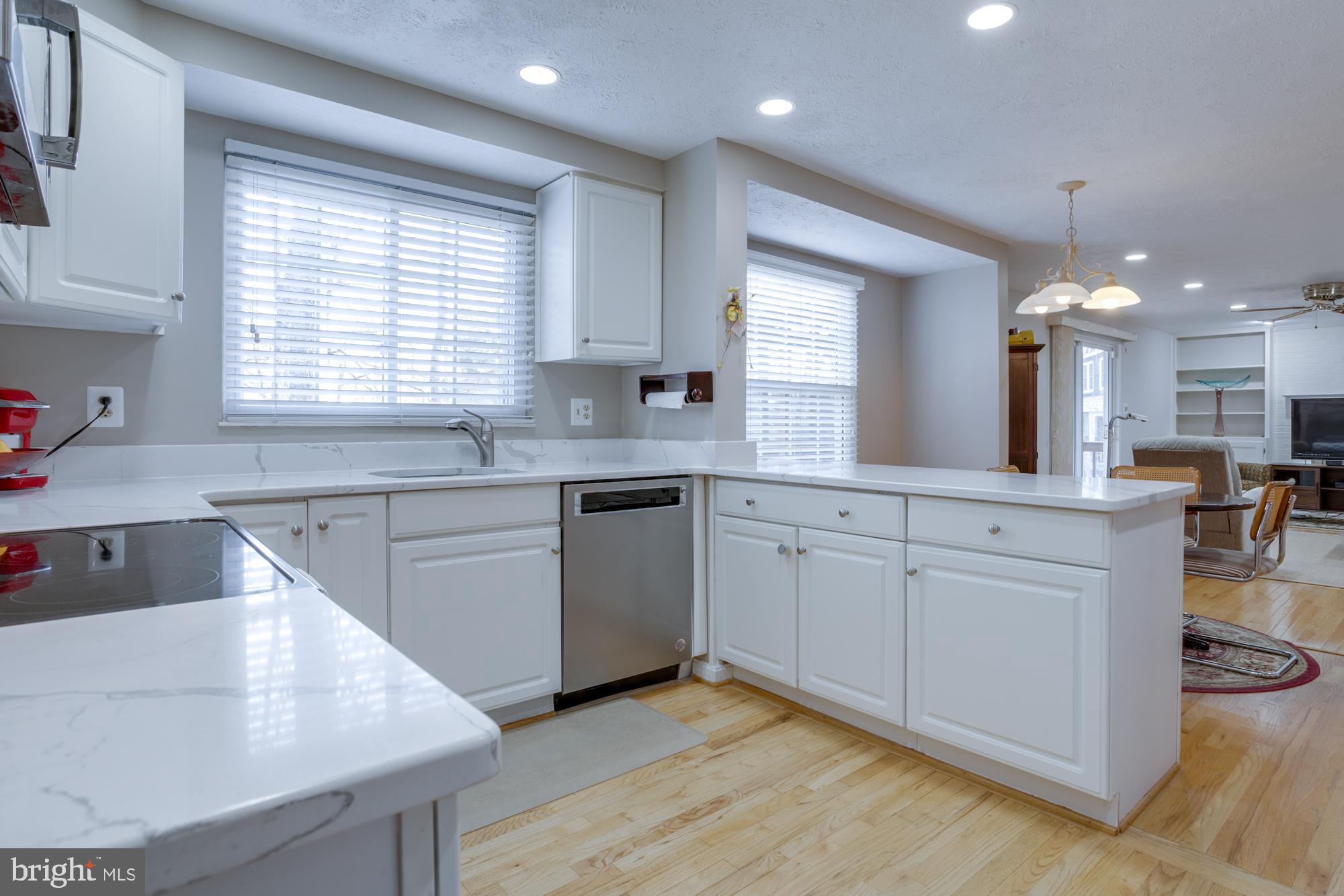 BURKE CENTRE - Residential