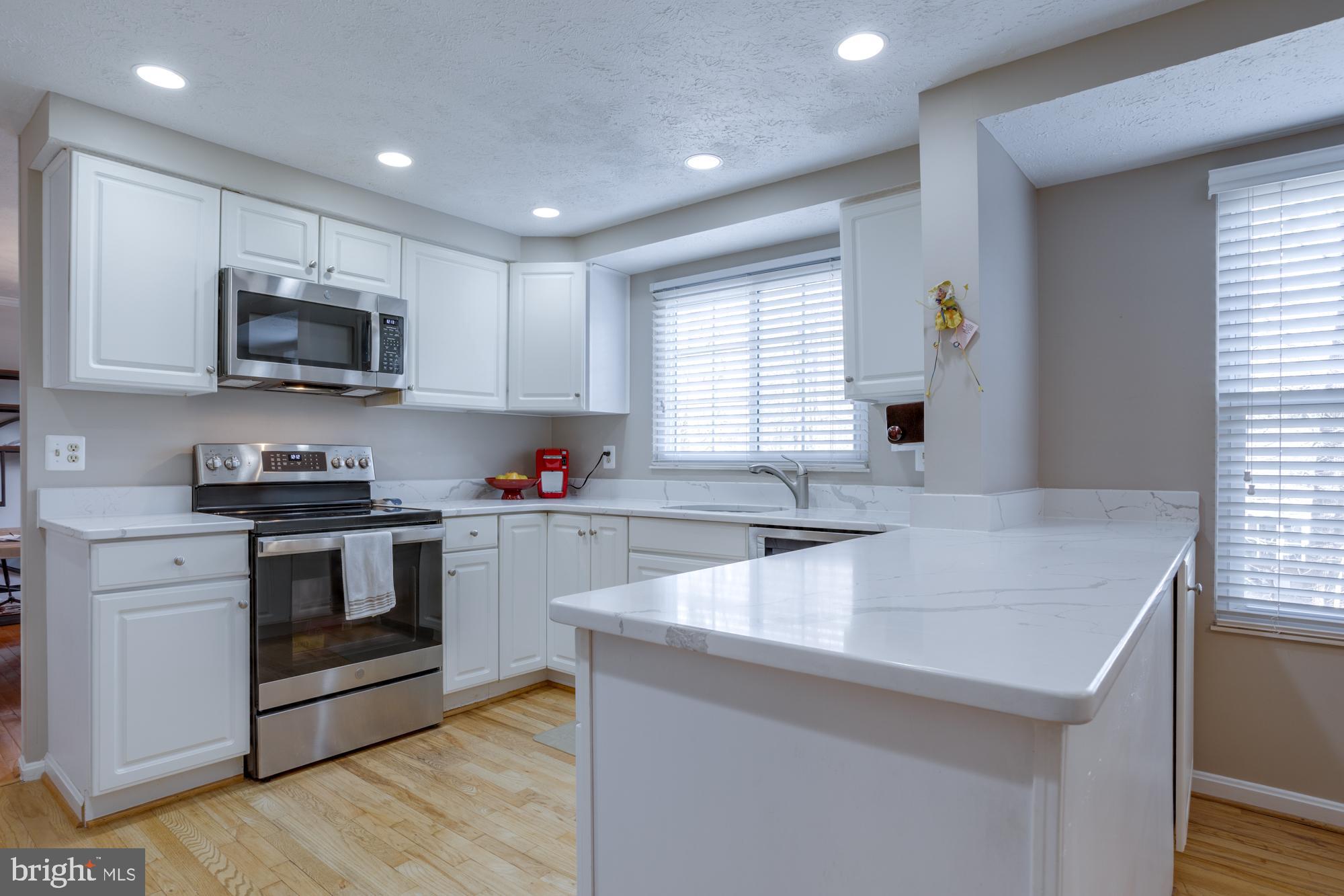 BURKE CENTRE - Residential