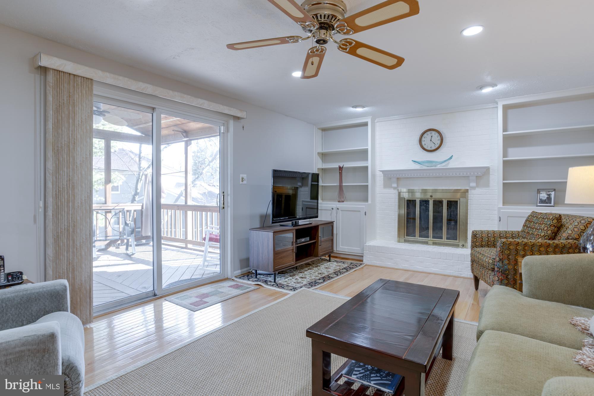 BURKE CENTRE - Residential