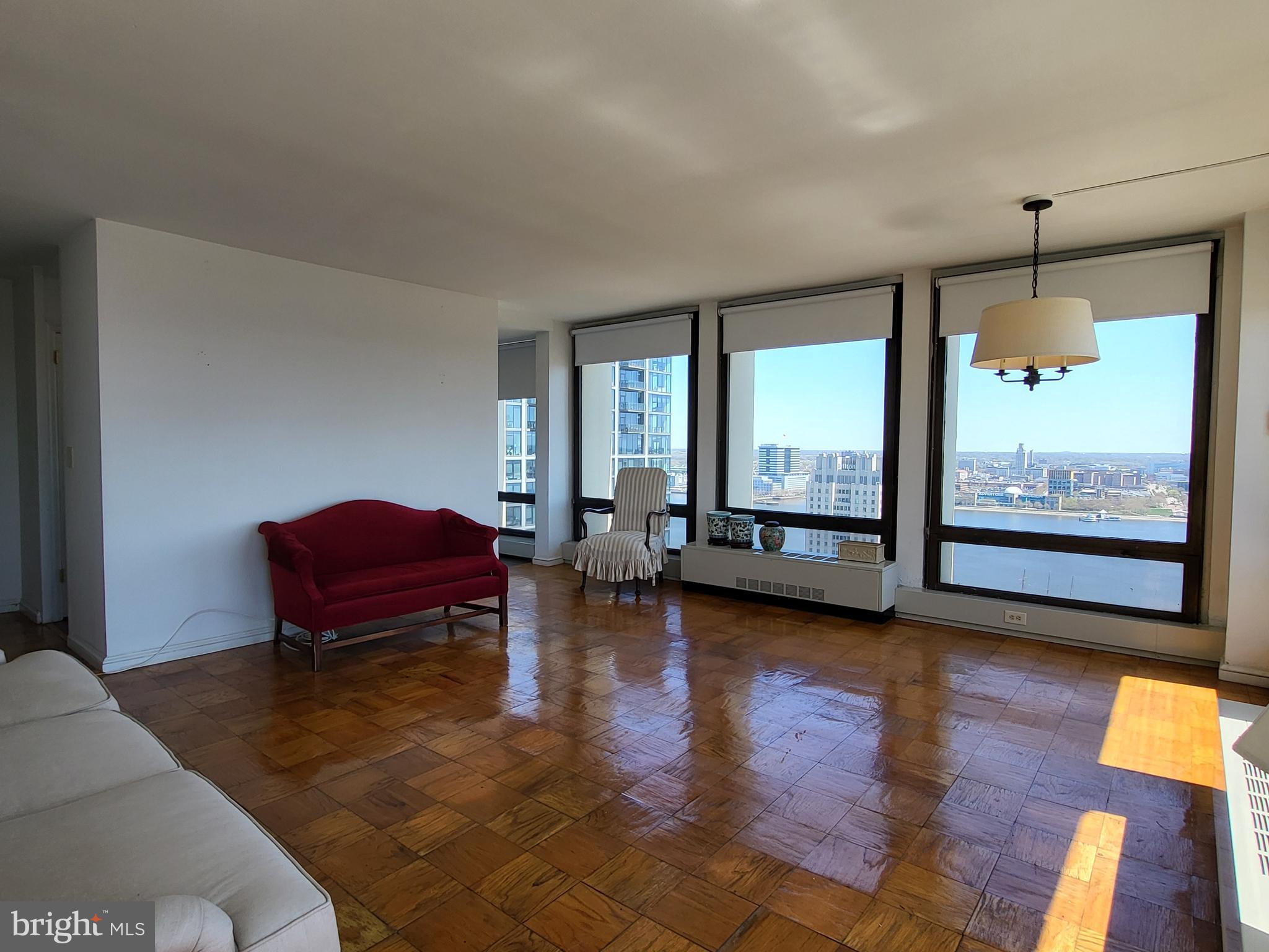 SOCIETY HILL - Residential Lease