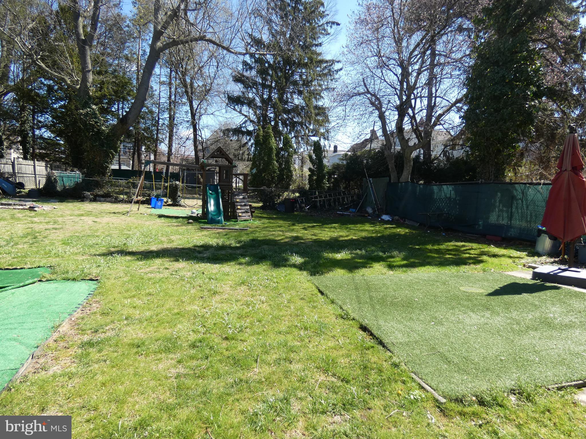 EAST OAK LANE - Residential