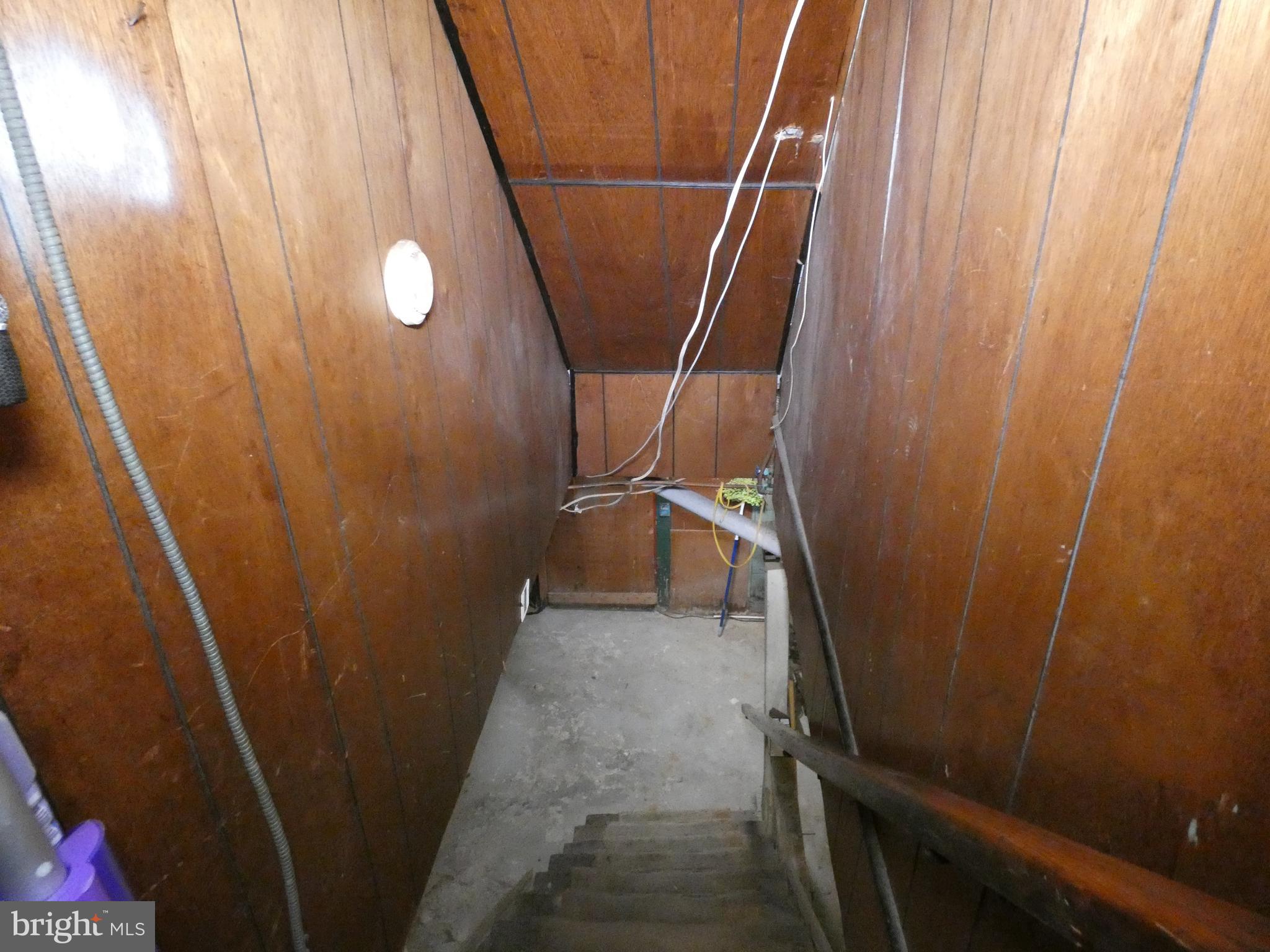 EAST OAK LANE - Residential