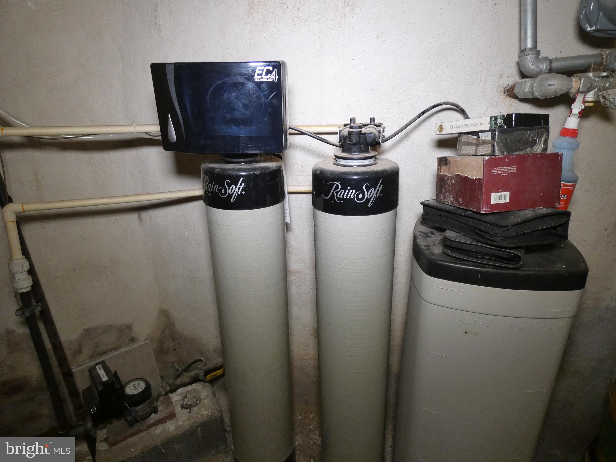 EAST OAK LANE - Residential