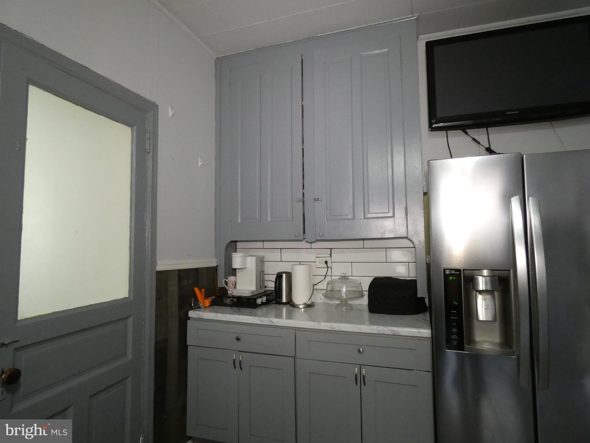 EAST OAK LANE - Residential