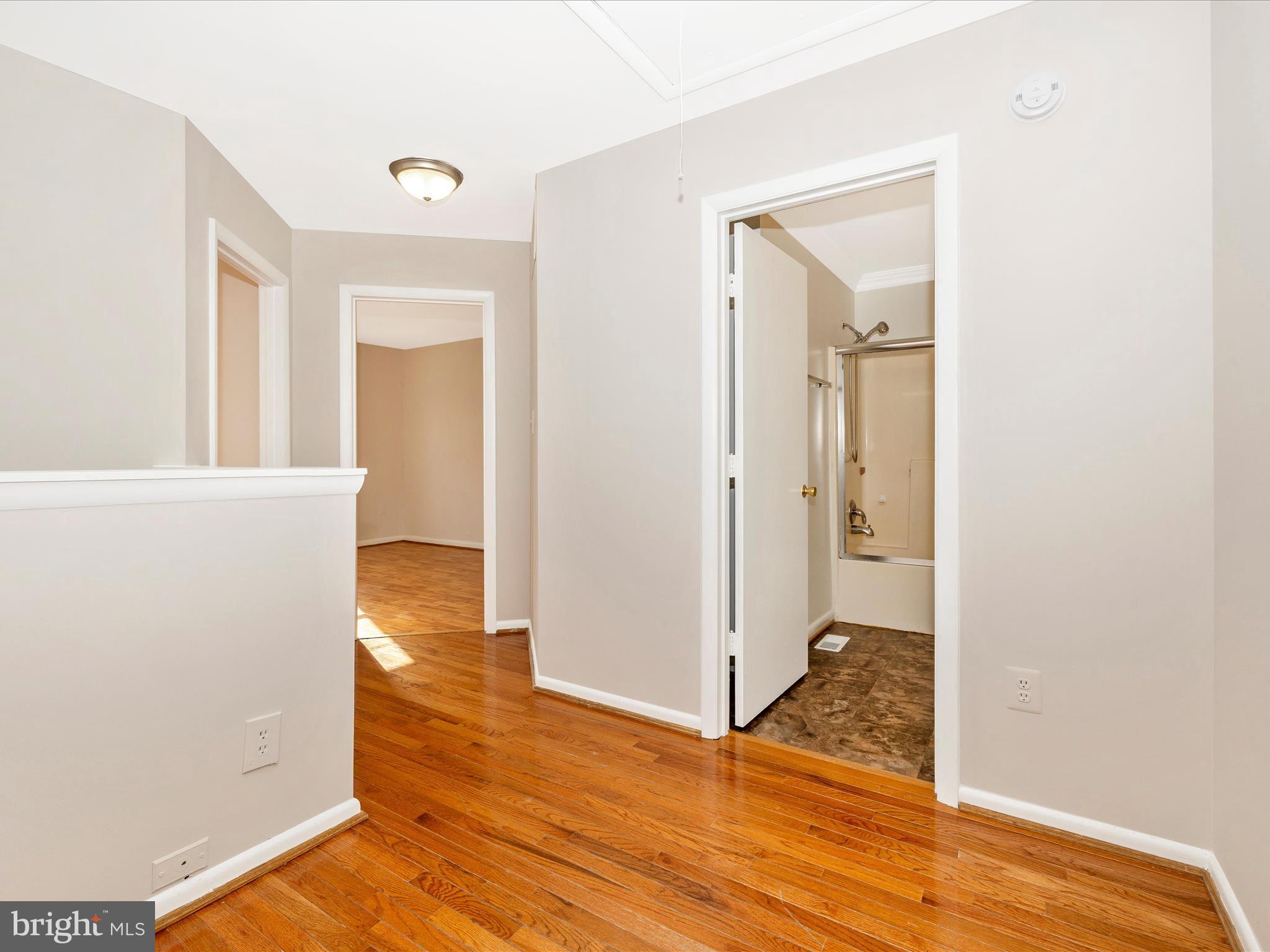 CHARLESGATE - Residential Lease