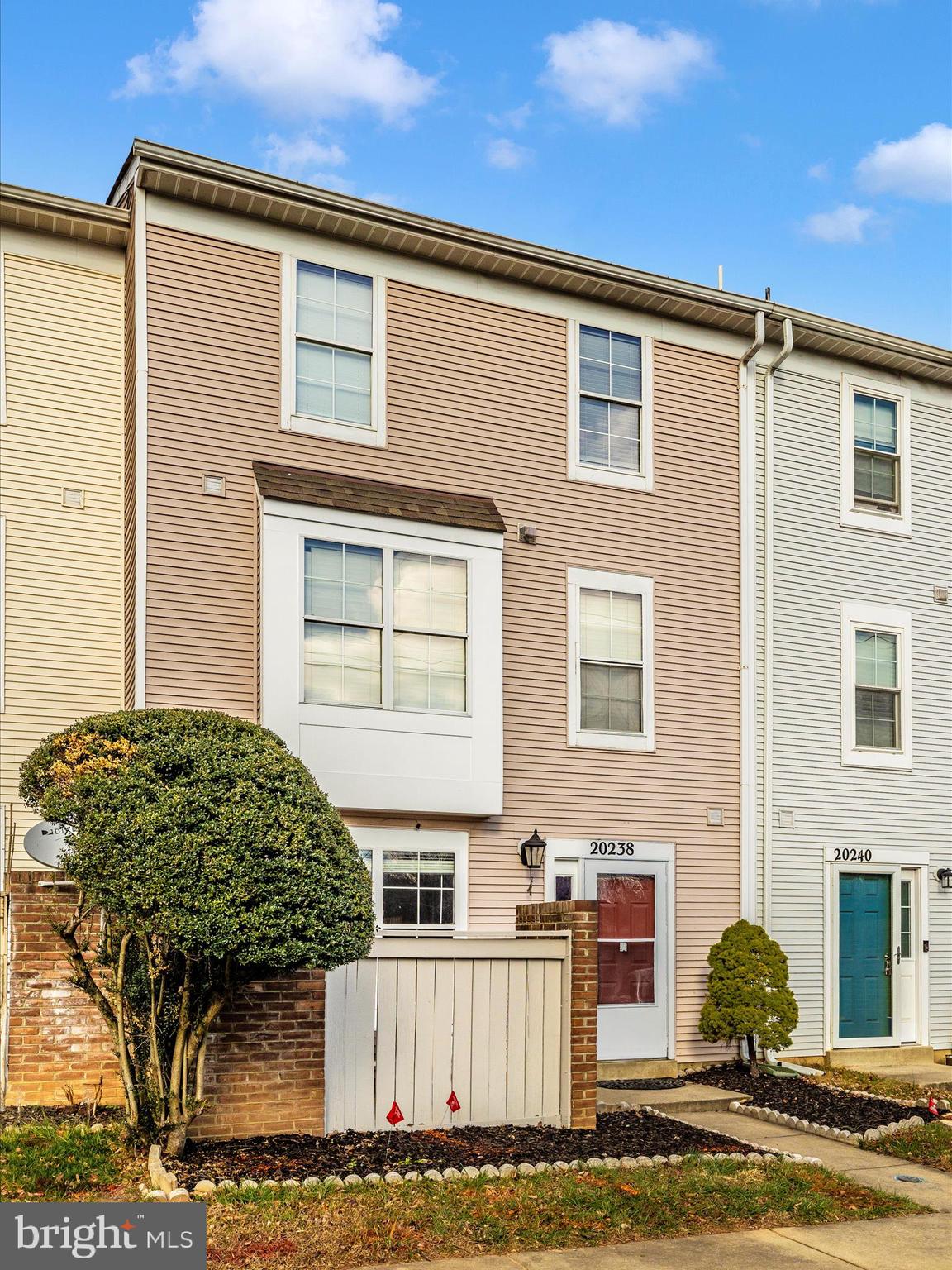 CHARLESGATE - Residential Lease