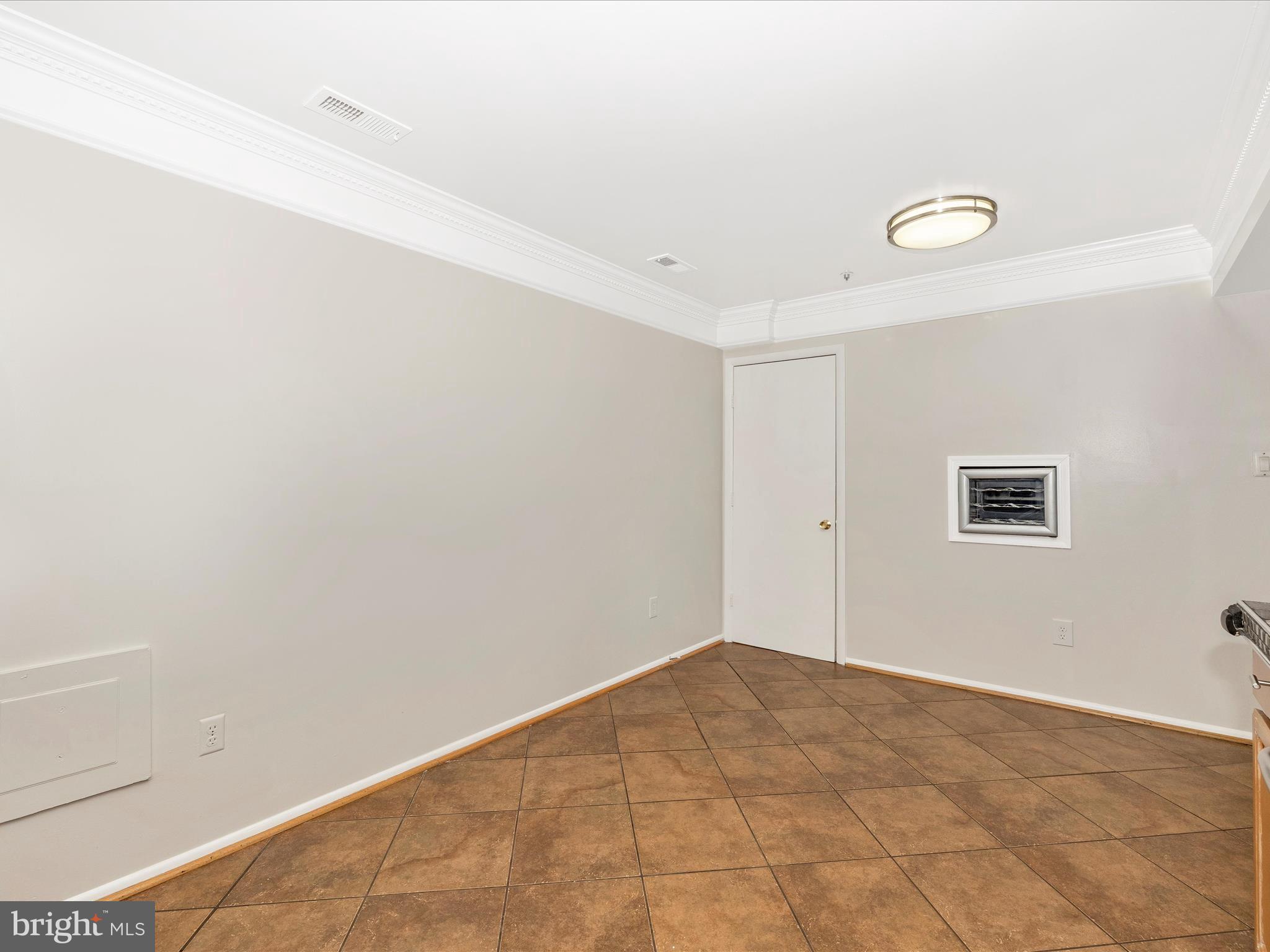 CHARLESGATE - Residential Lease