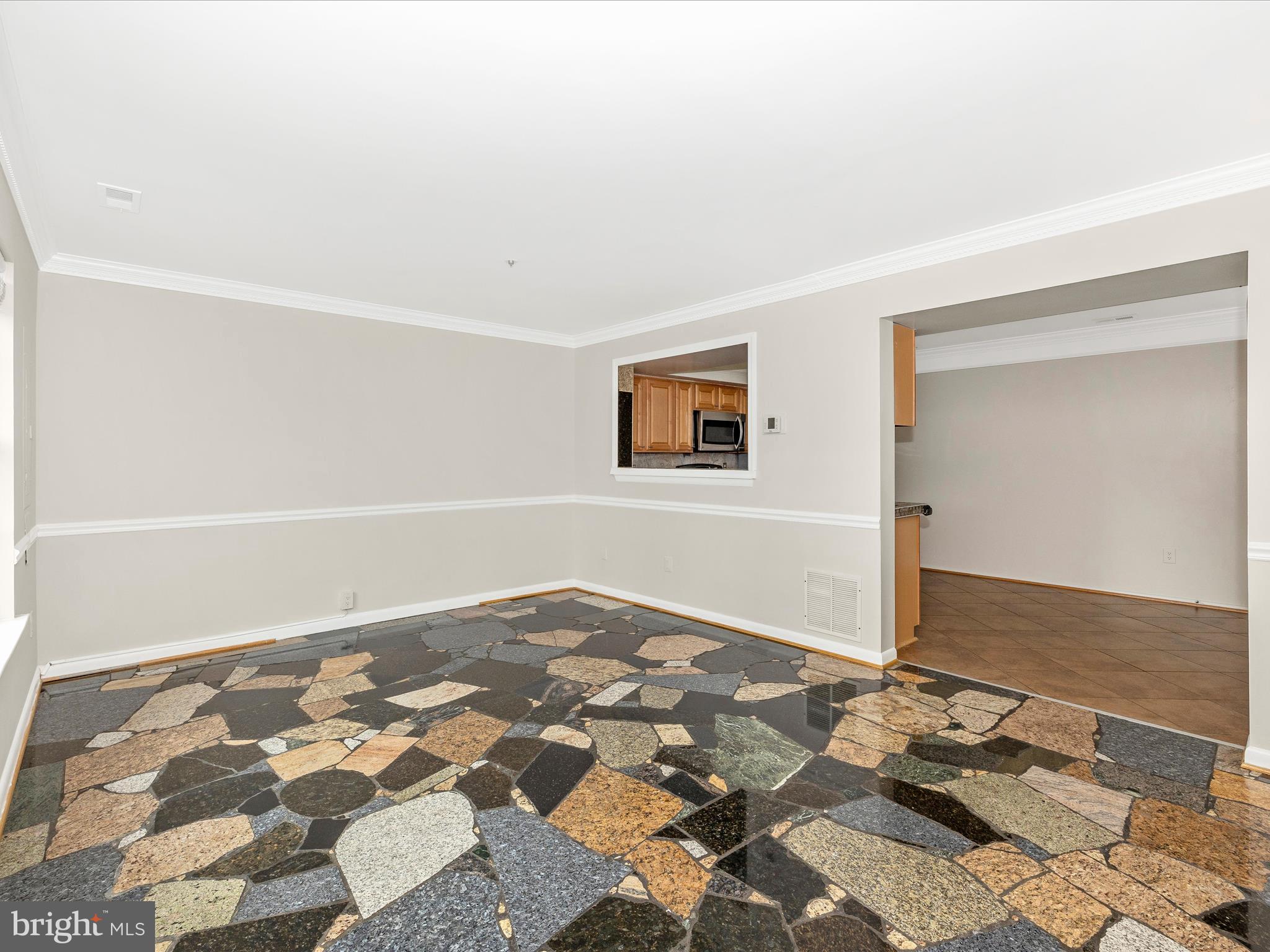 CHARLESGATE - Residential Lease