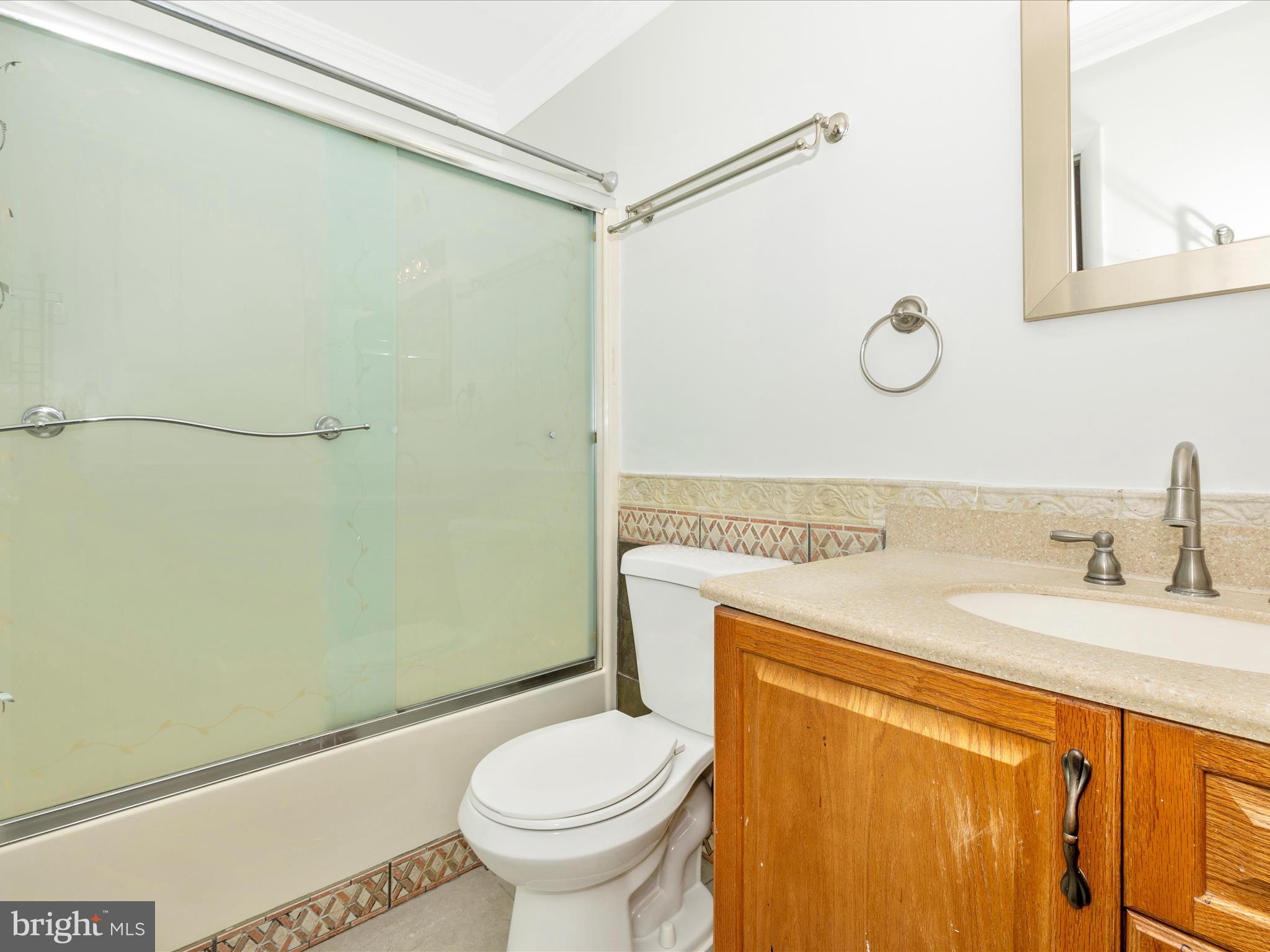 CHARLESGATE - Residential Lease