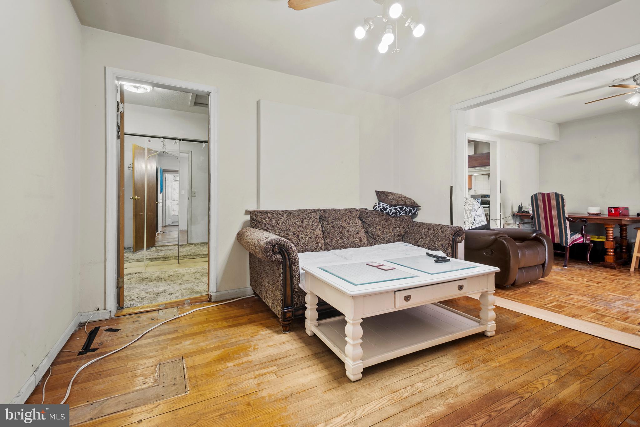 ROGERS HEIGHTS - Residential