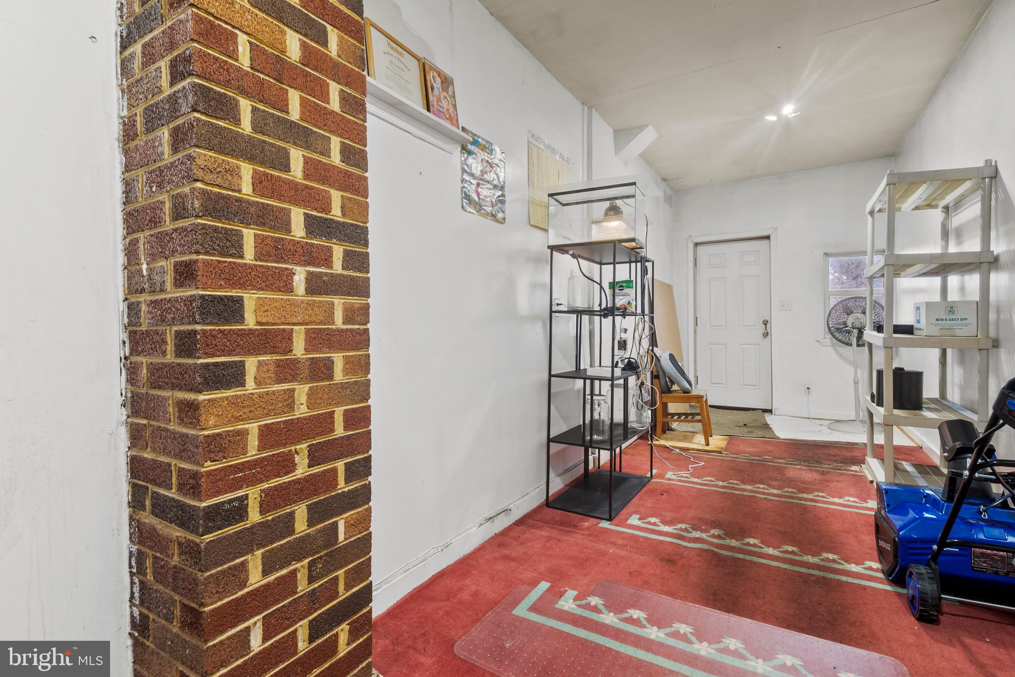 ROGERS HEIGHTS - Residential