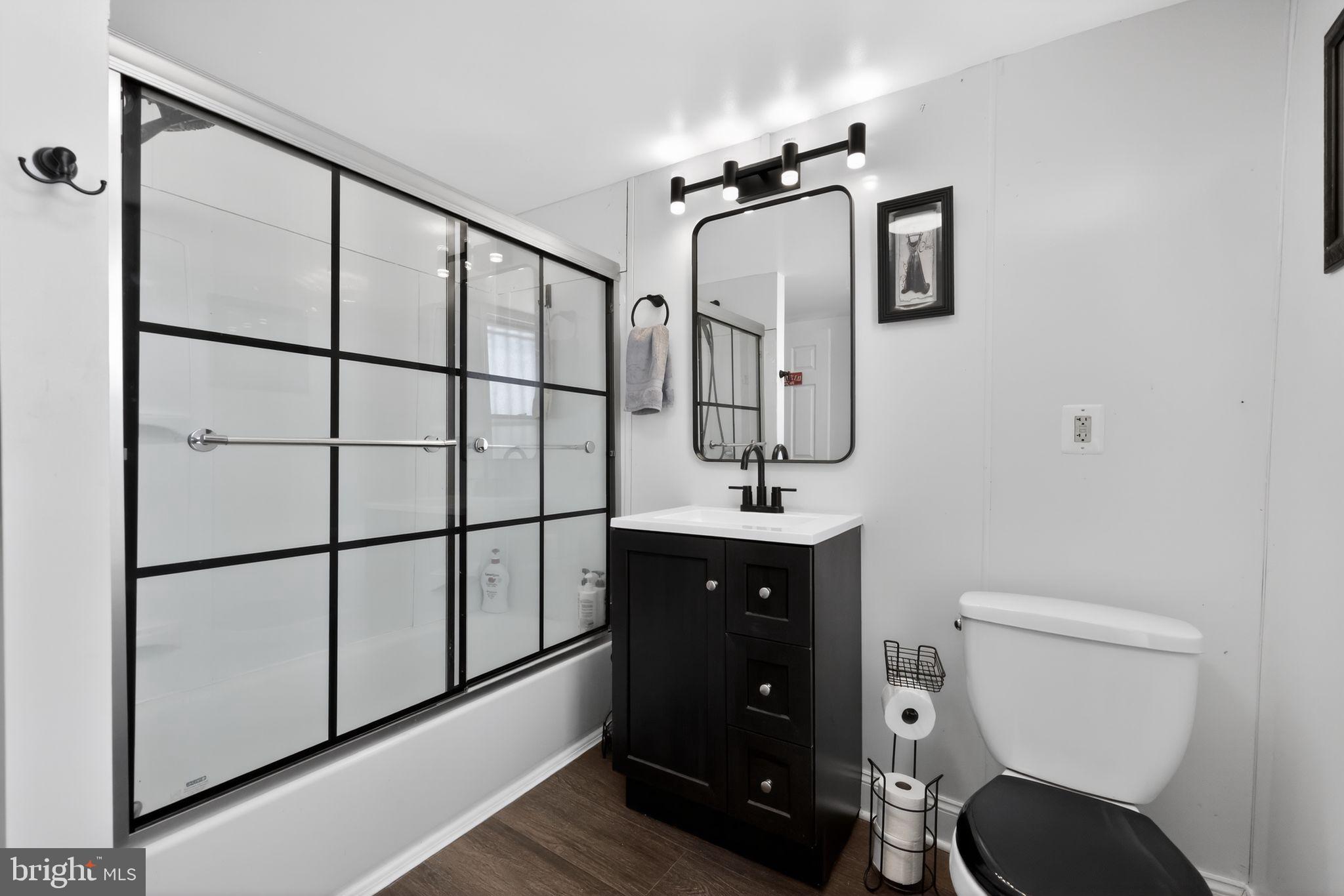 PHILADELPHIA - Residential