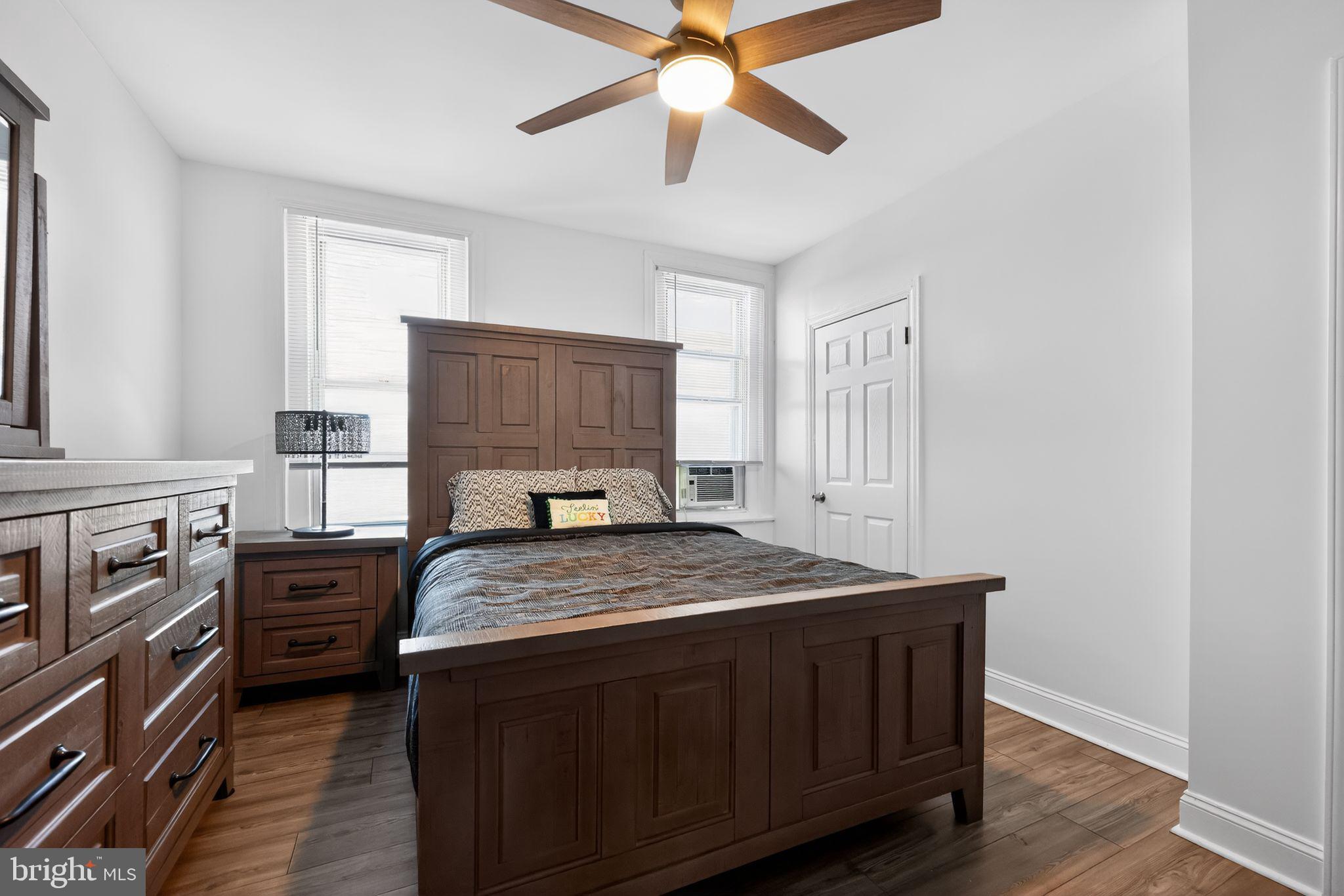 PHILADELPHIA - Residential