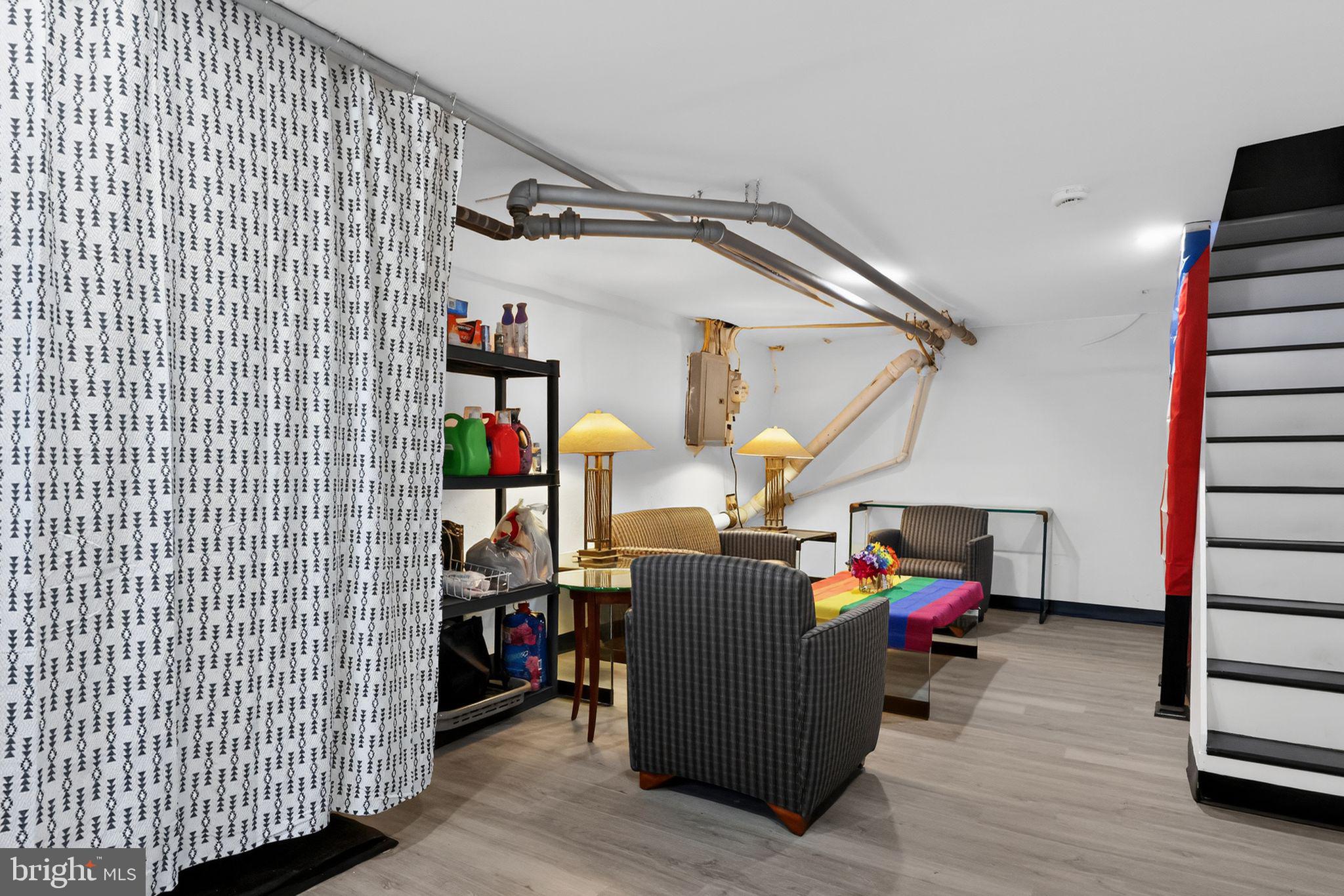 PHILADELPHIA - Residential