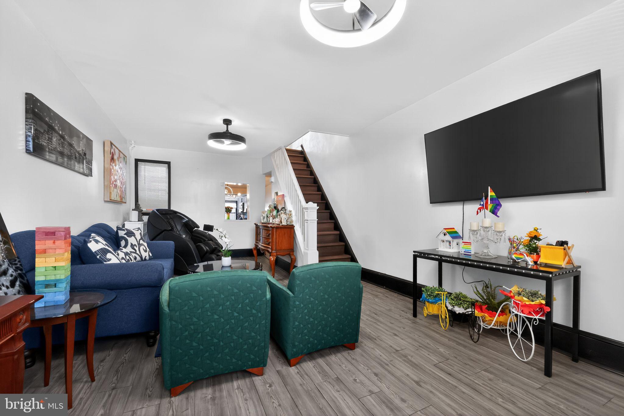 PHILADELPHIA - Residential