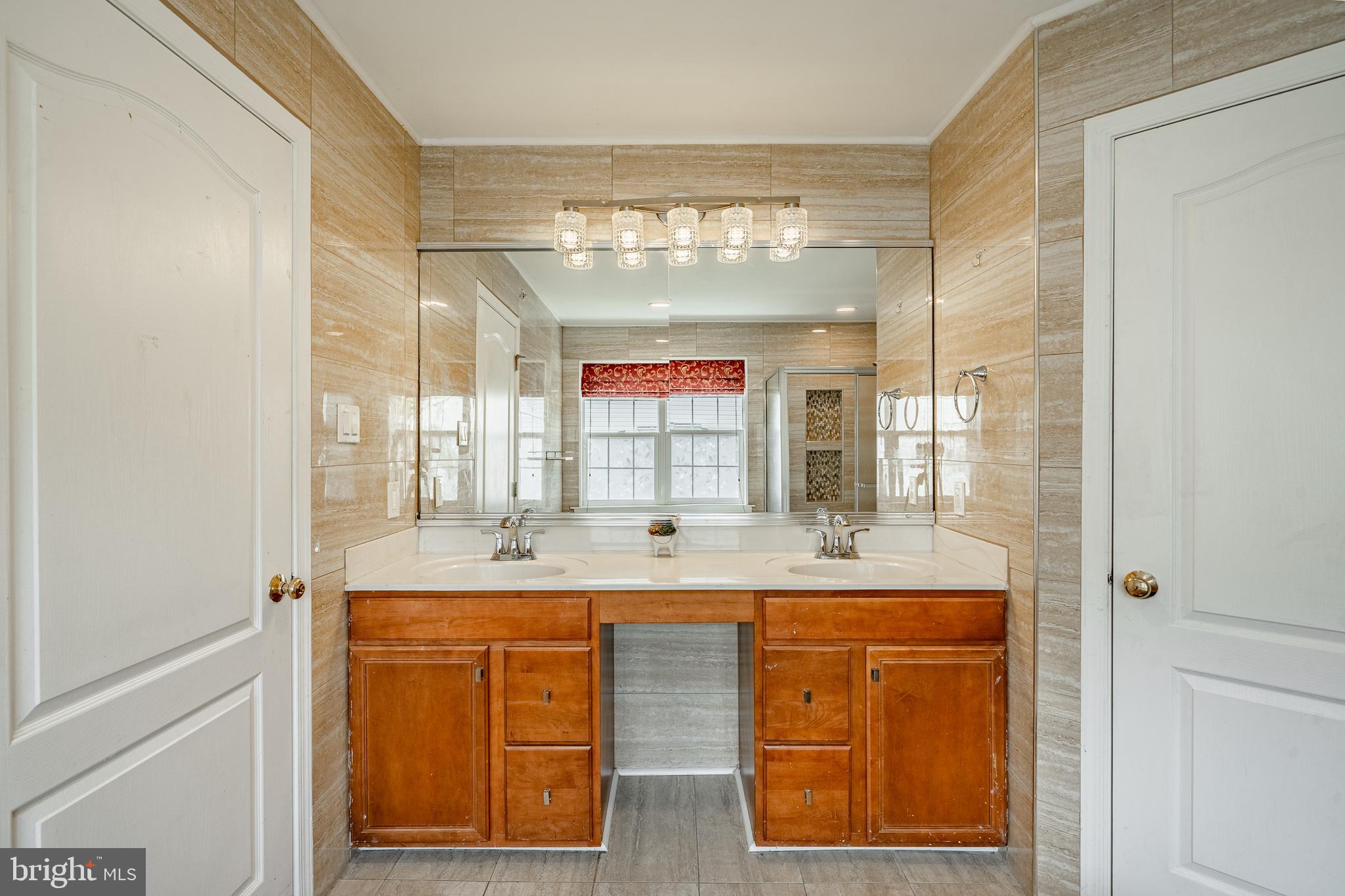 WHITELAND WOODS - Residential