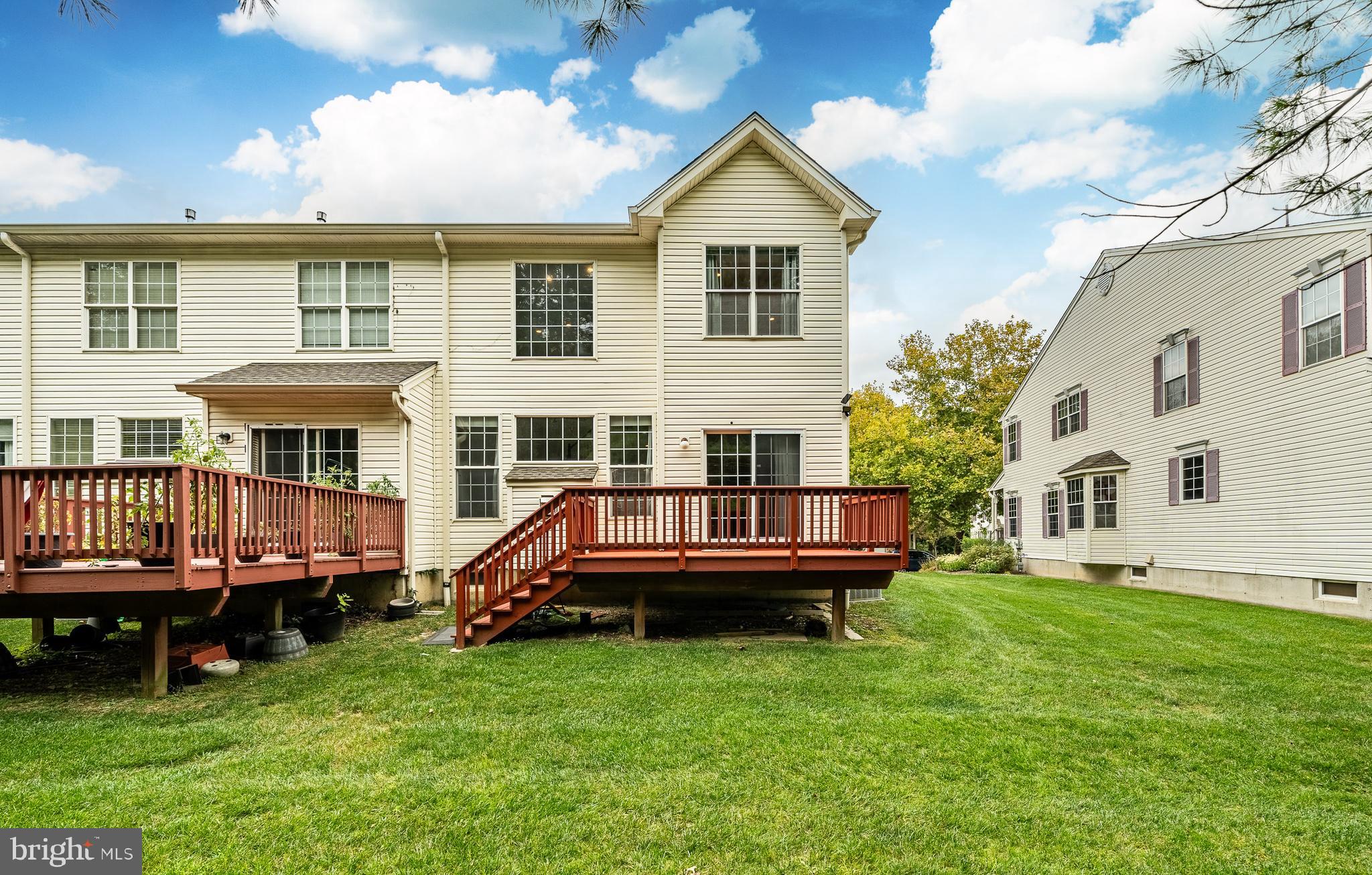 WHITELAND WOODS - Residential