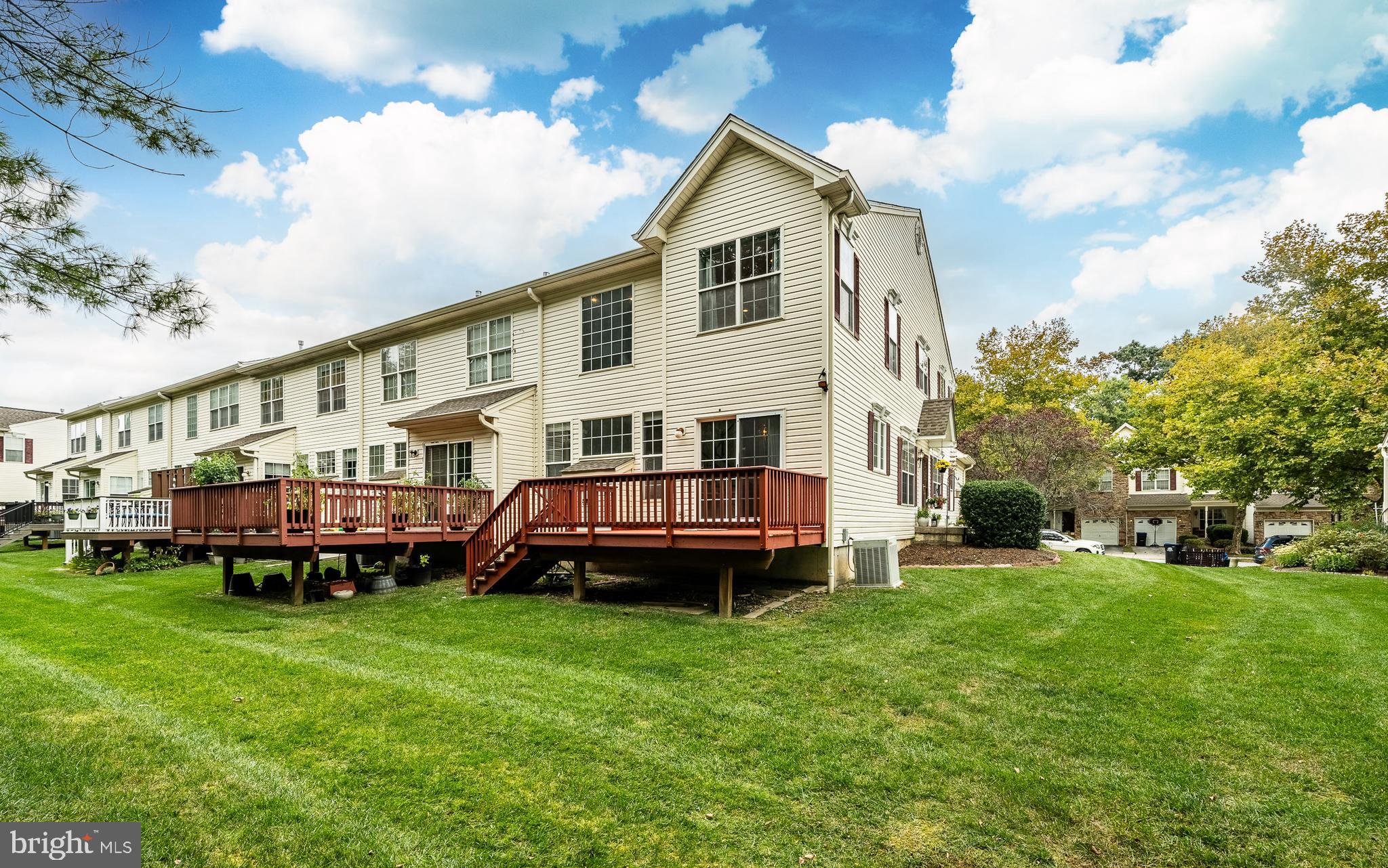 WHITELAND WOODS - Residential