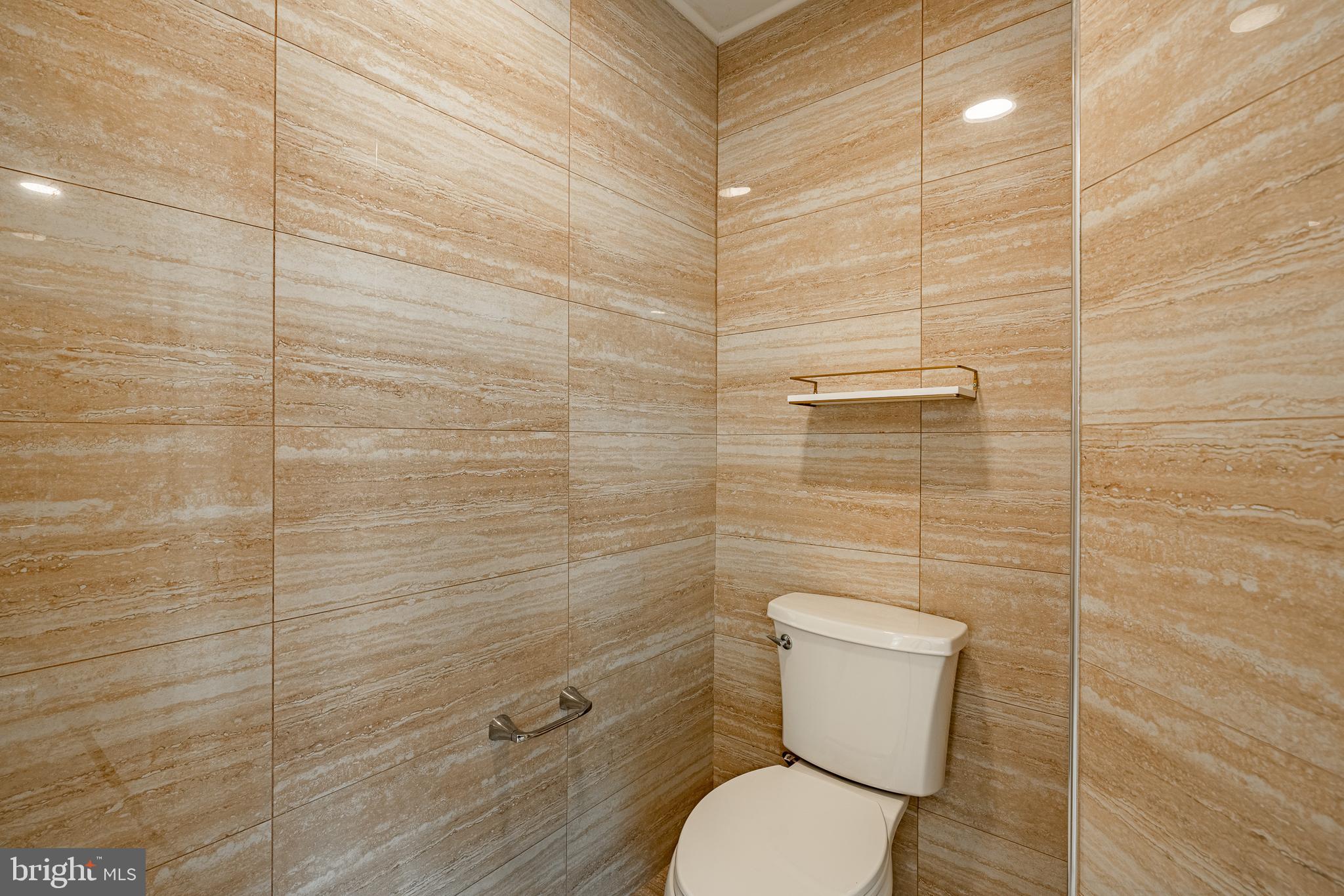 WHITELAND WOODS - Residential