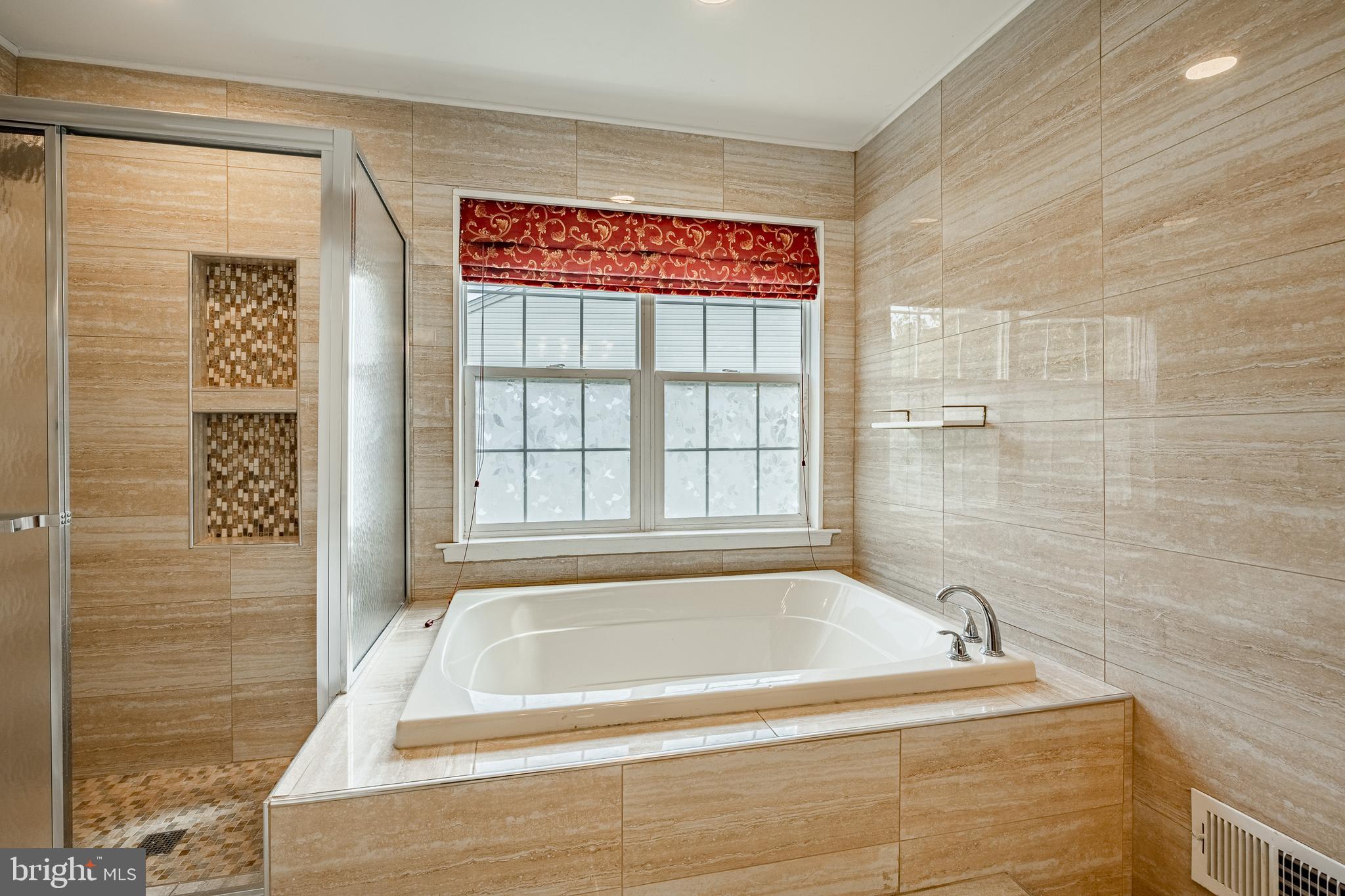 WHITELAND WOODS - Residential