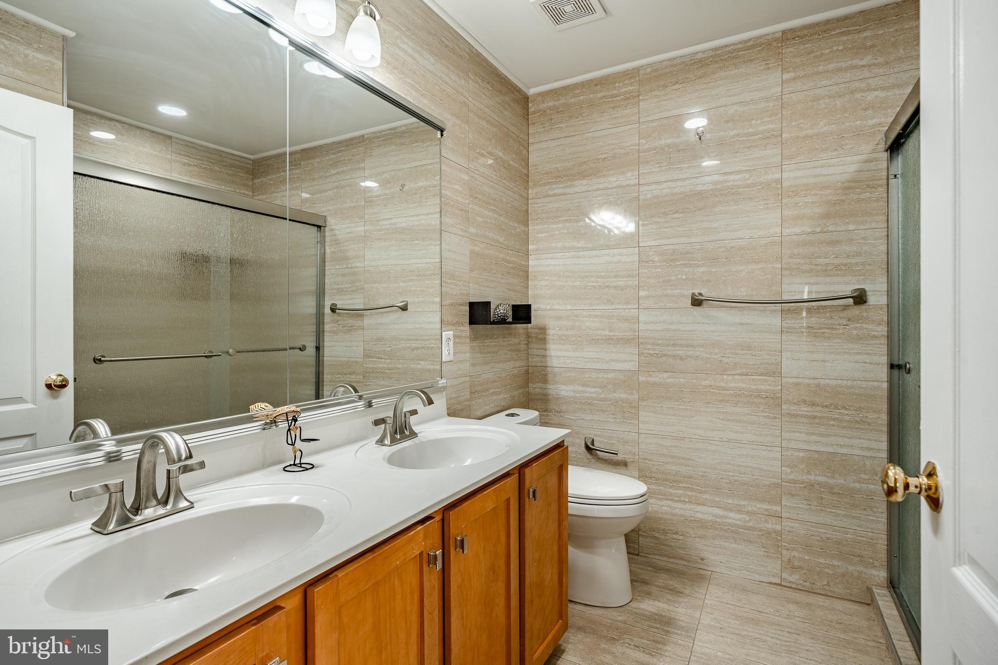 WHITELAND WOODS - Residential