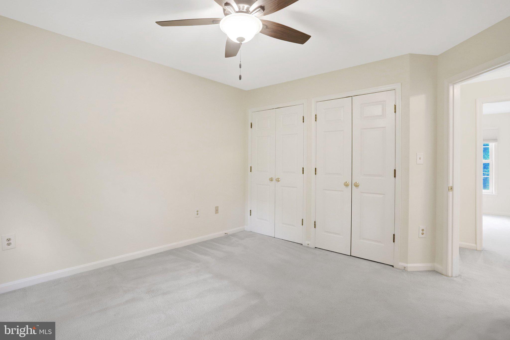 COLLINGWOOD MANOR - Residential