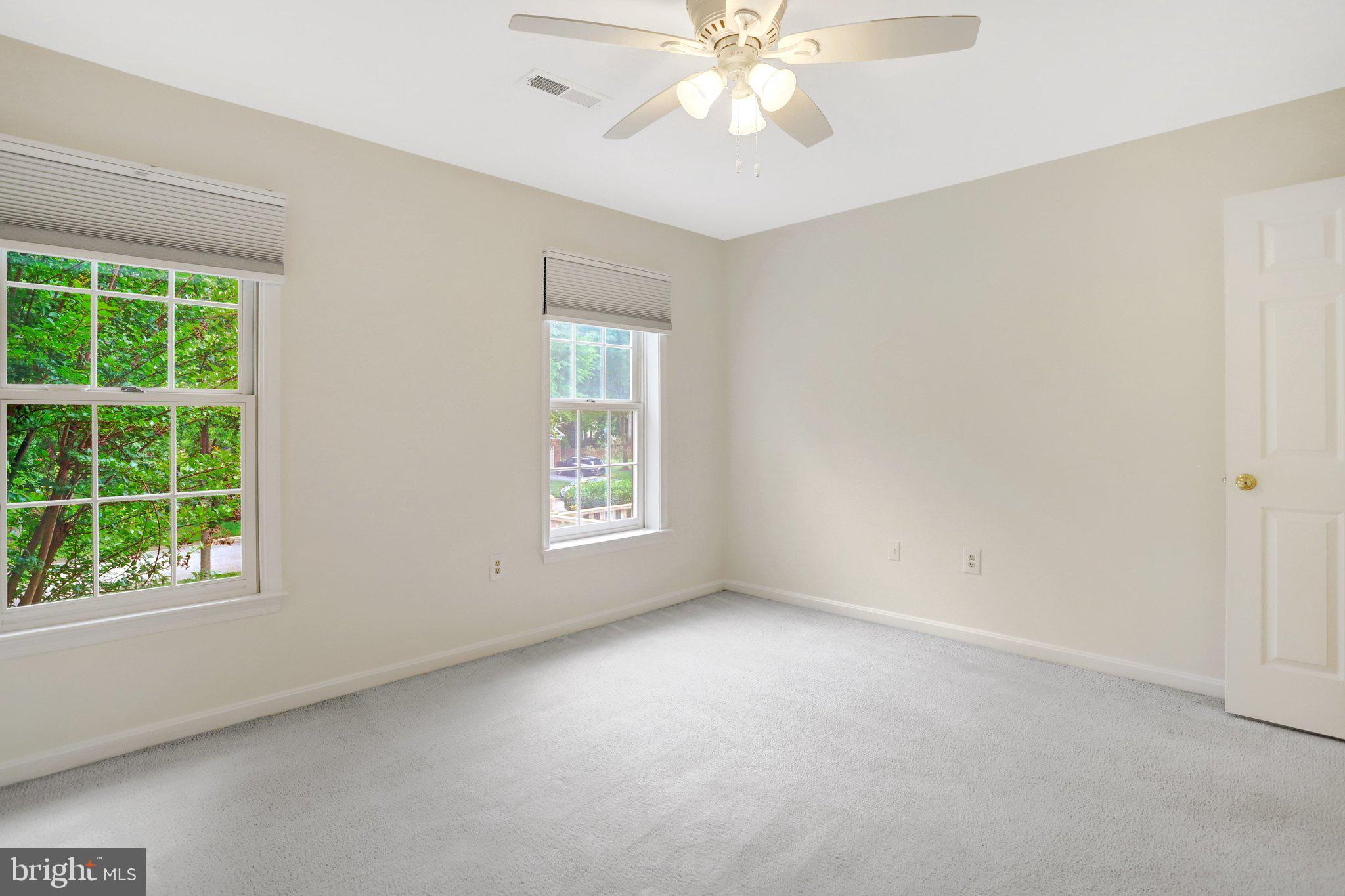 COLLINGWOOD MANOR - Residential